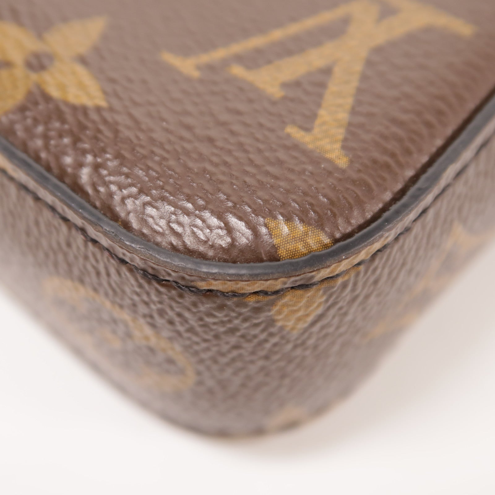 LOUIS VUITTON Monogram S-Lock Vertical肩背袋