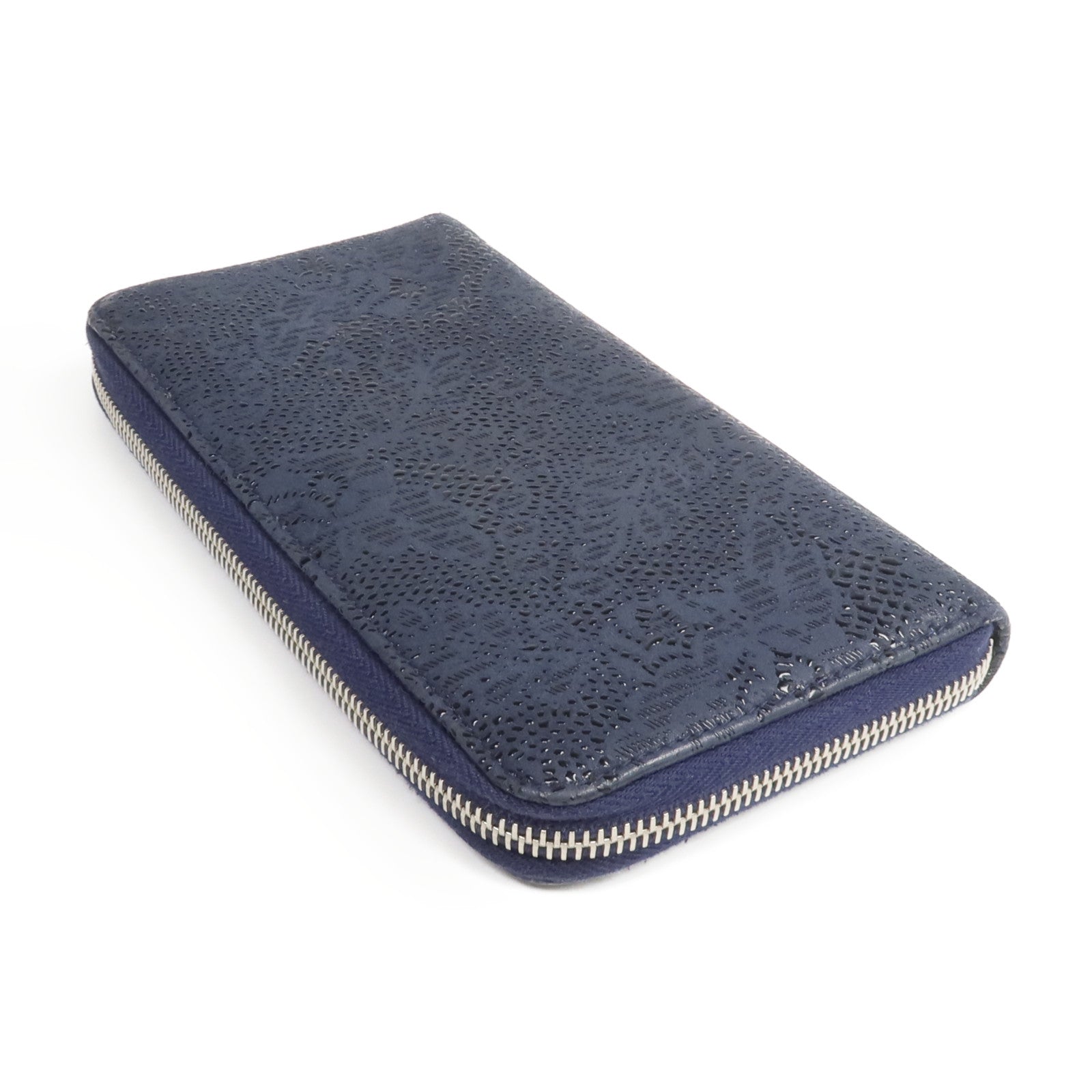 CHANEL 塗層帆布Long Zip-around Wallet長錢包