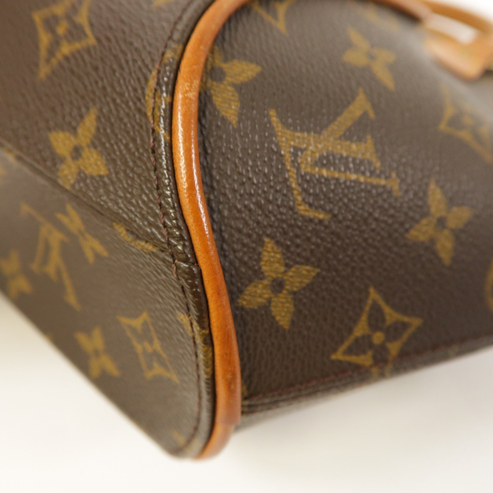 LOUIS VUITTON Monogram Elipse PM金扣手挽袋啡色