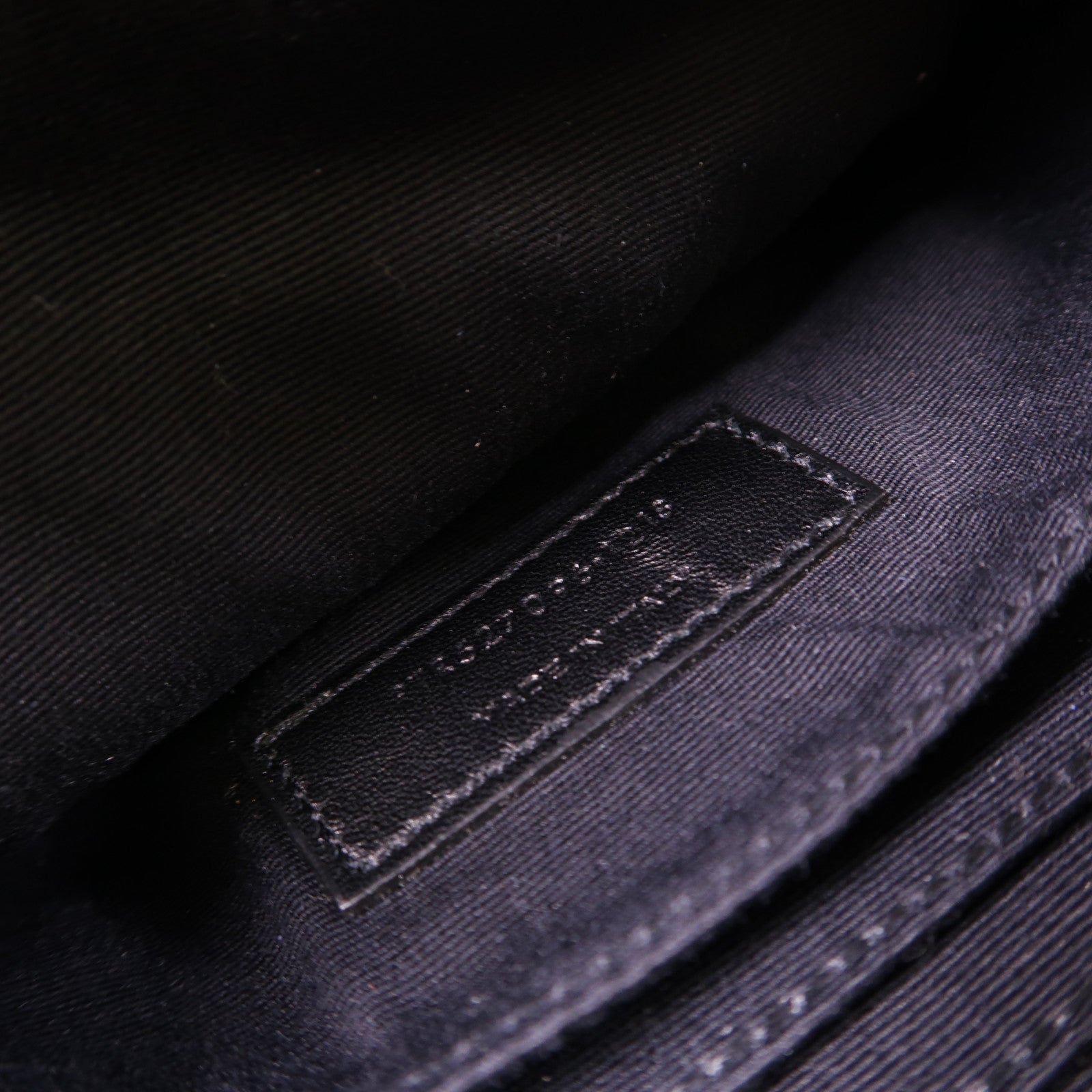 YVES SAINT LAURENT 皮革Waist Bag銀扣腰包