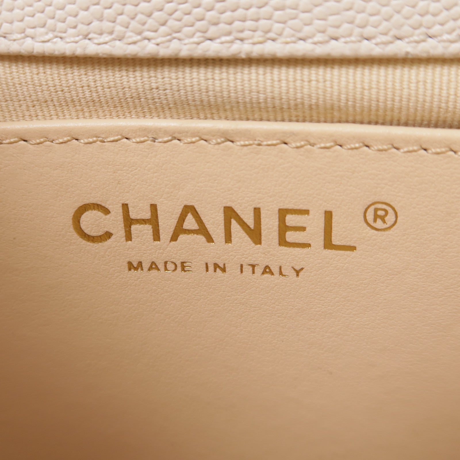 CHANEL 牛皮皮革Hobo金扣鏈帶肩背袋