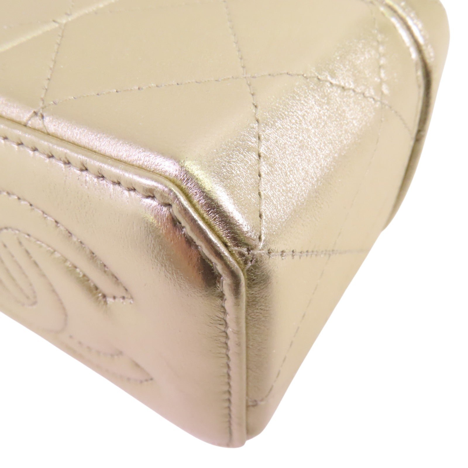 CHANEL 牛皮皮革Vanity Case金扣鏈帶肩背袋