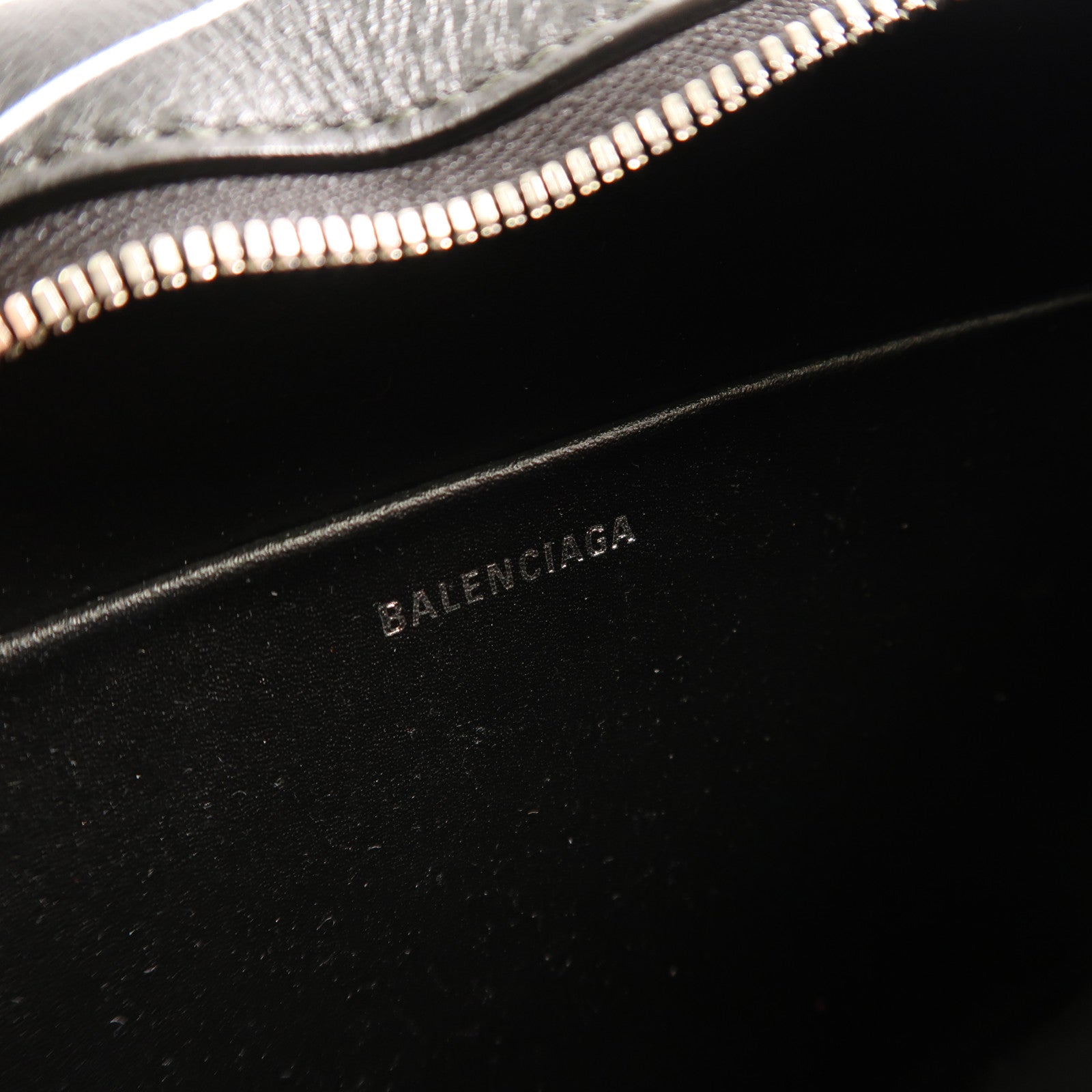 BALENCIAGA SHW Shoulder Bag Calfskin Leather 552370 Black/White