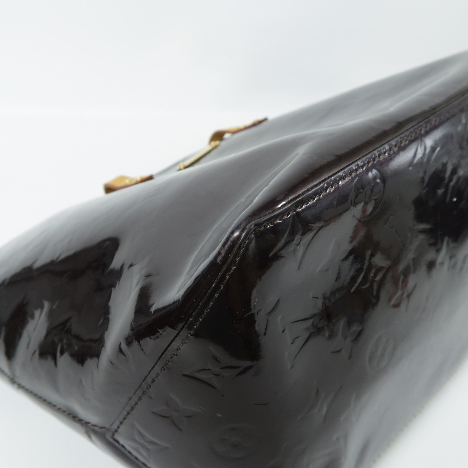 LOUIS VUITTON LV GHW Bellevue GM Shoulder Bag M93589 Monogram Vernis Red