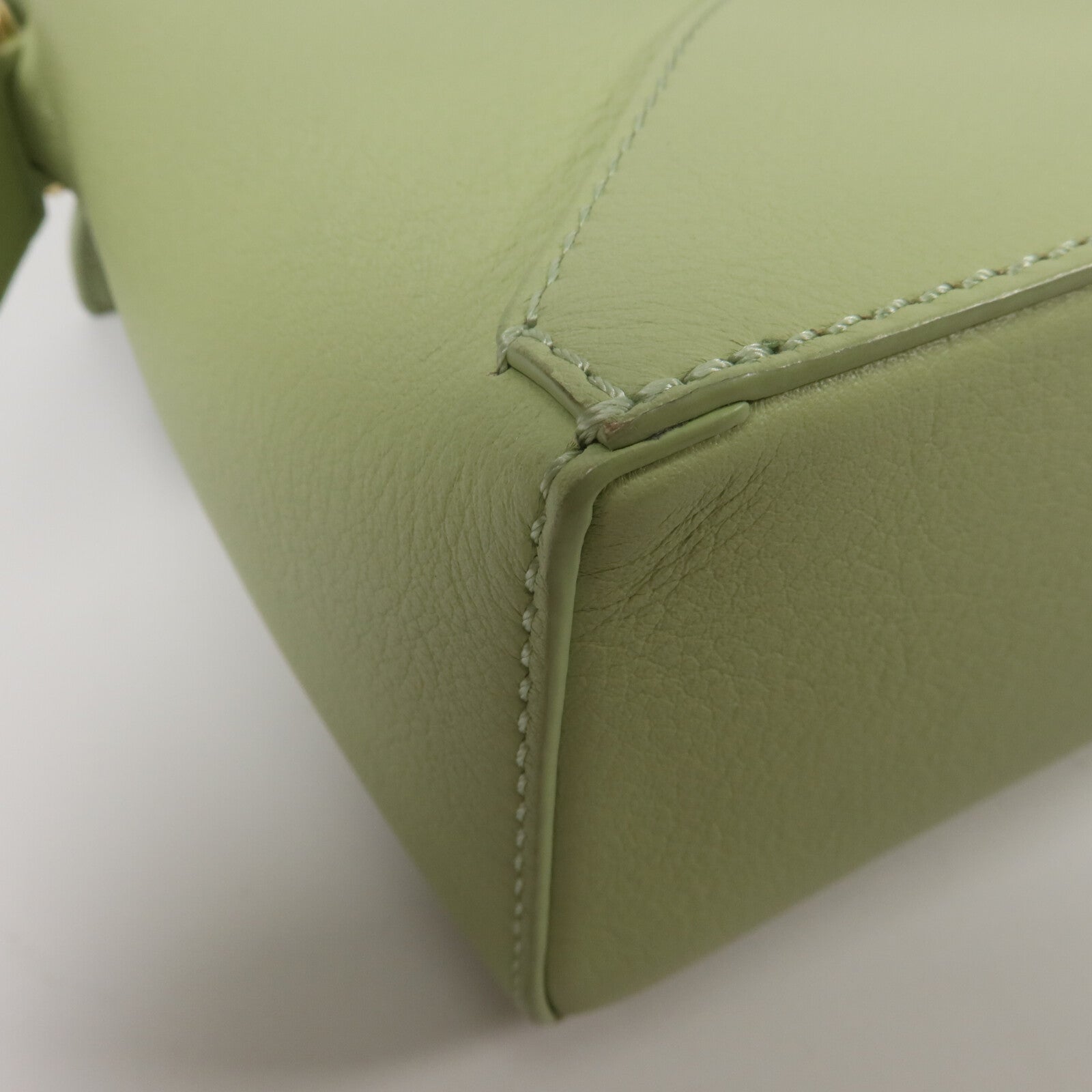 LOEWE 牛皮皮革Mini Puzzle Edge手挽肩背兩用袋