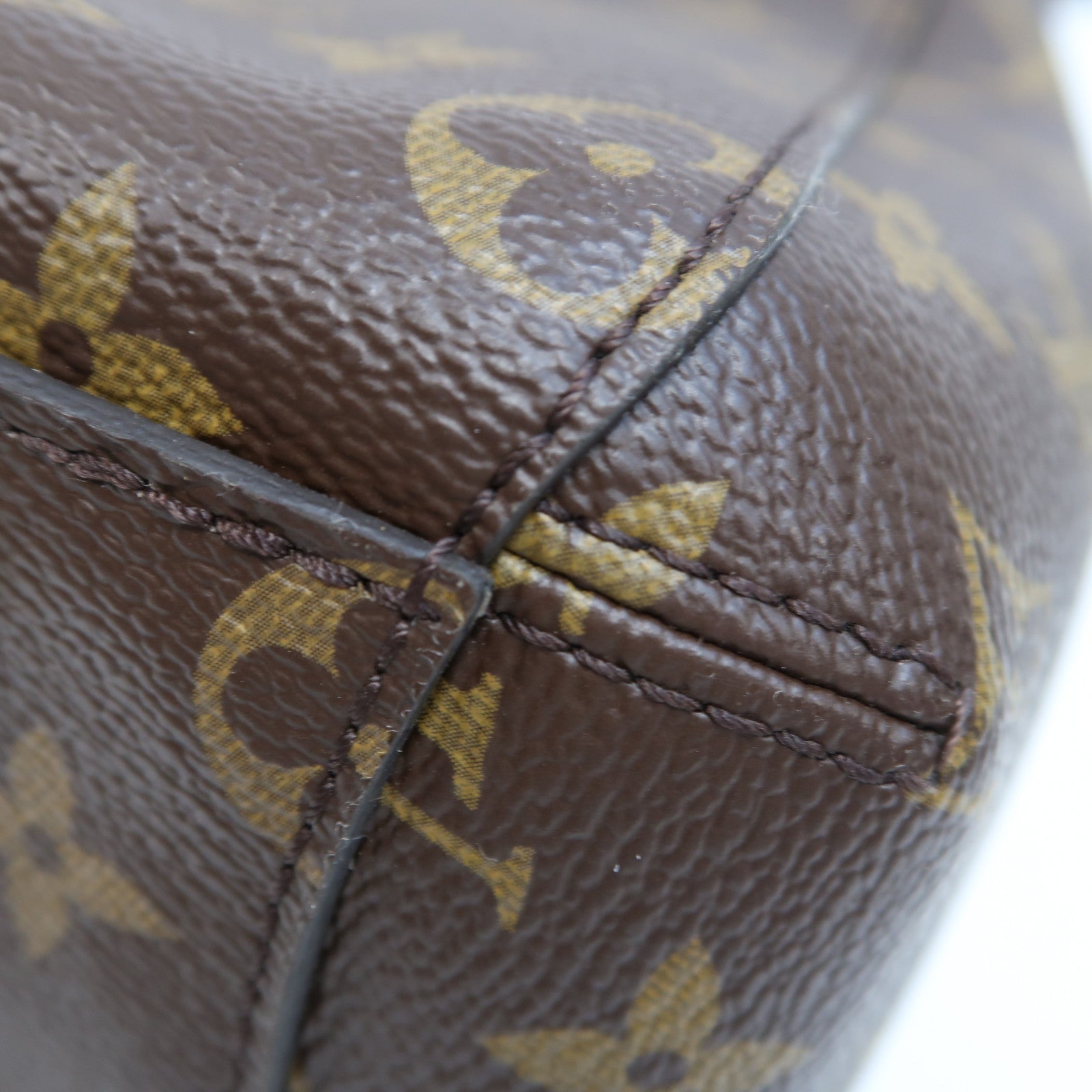LOUIS VUITTON Monogram Montaigne BB金扣手挽肩背兩用袋啡色