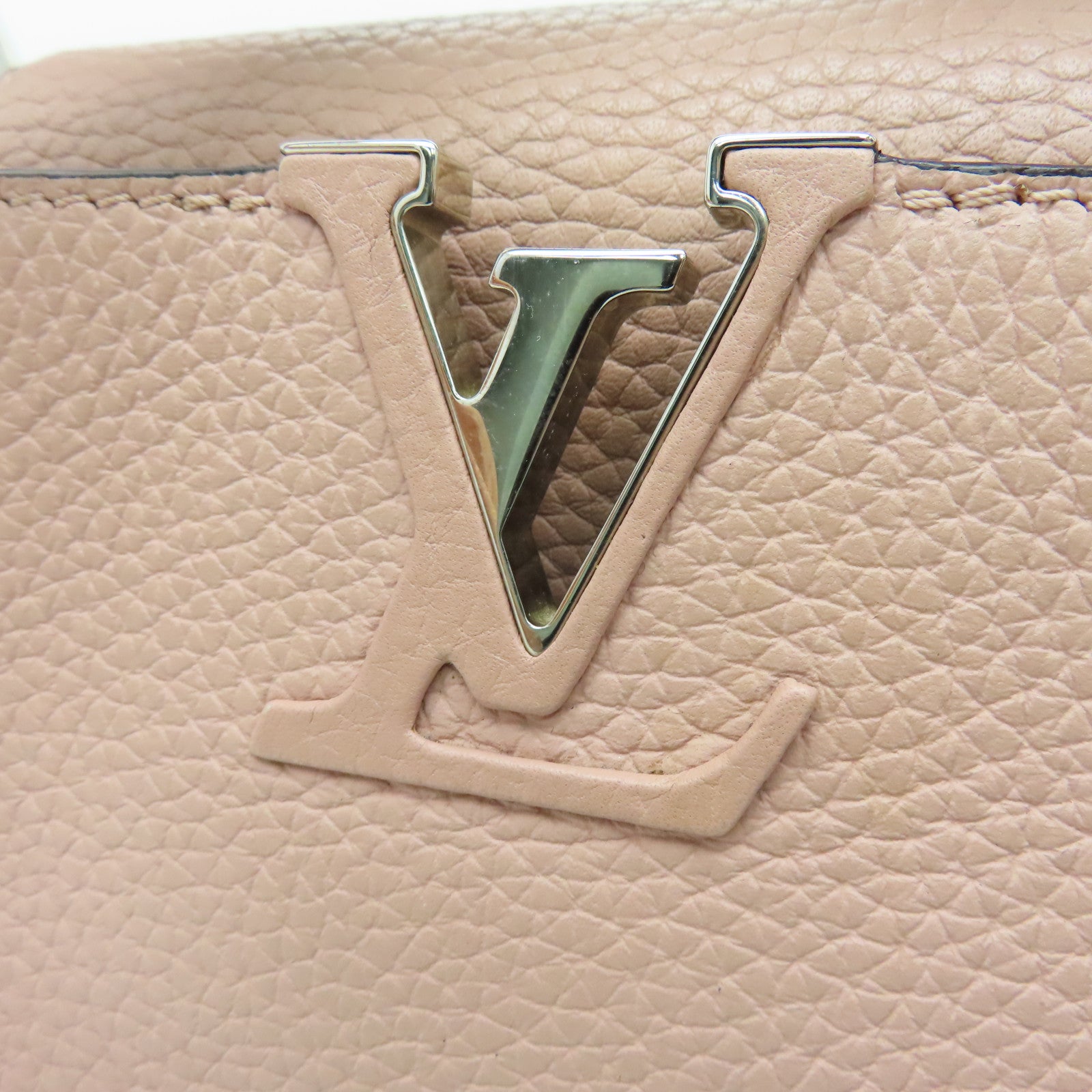 LOUIS VUITTON 牛皮皮革Capucines BB银扣手挽肩背两用袋粉红色