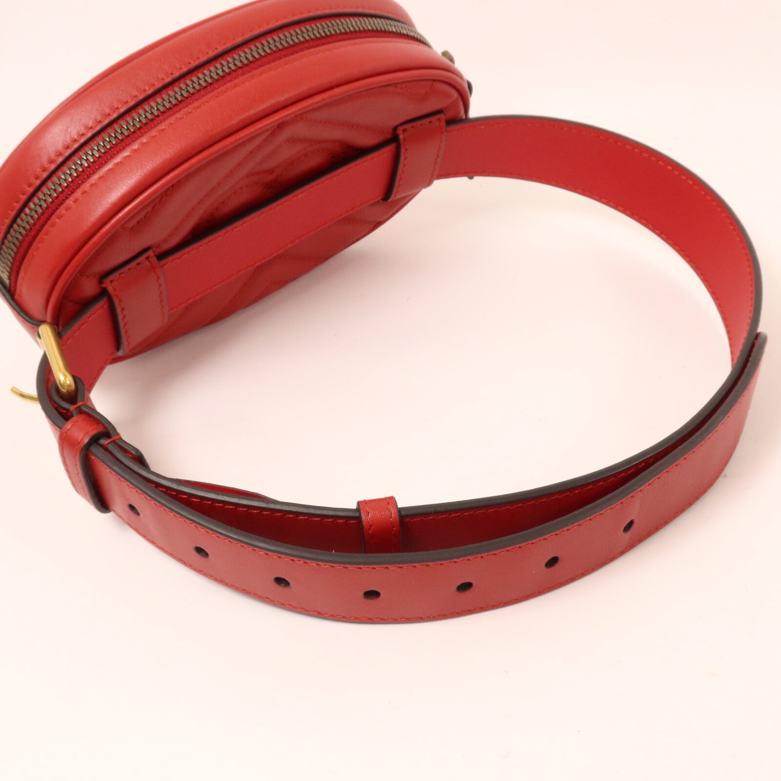 GUCCI 牛皮皮革GG Marmont Belt Bag腰包