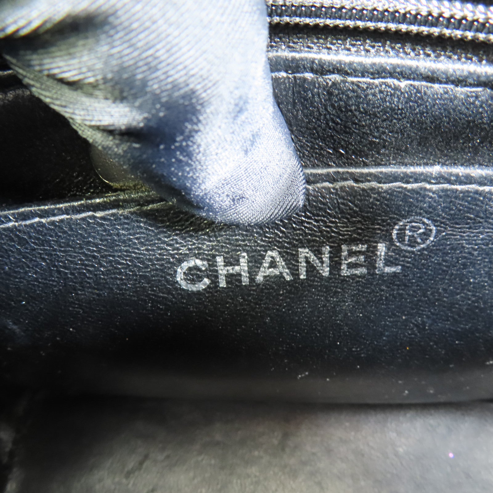 CHANEL 羊皮皮革Chain Shoulder銀扣肩背袋