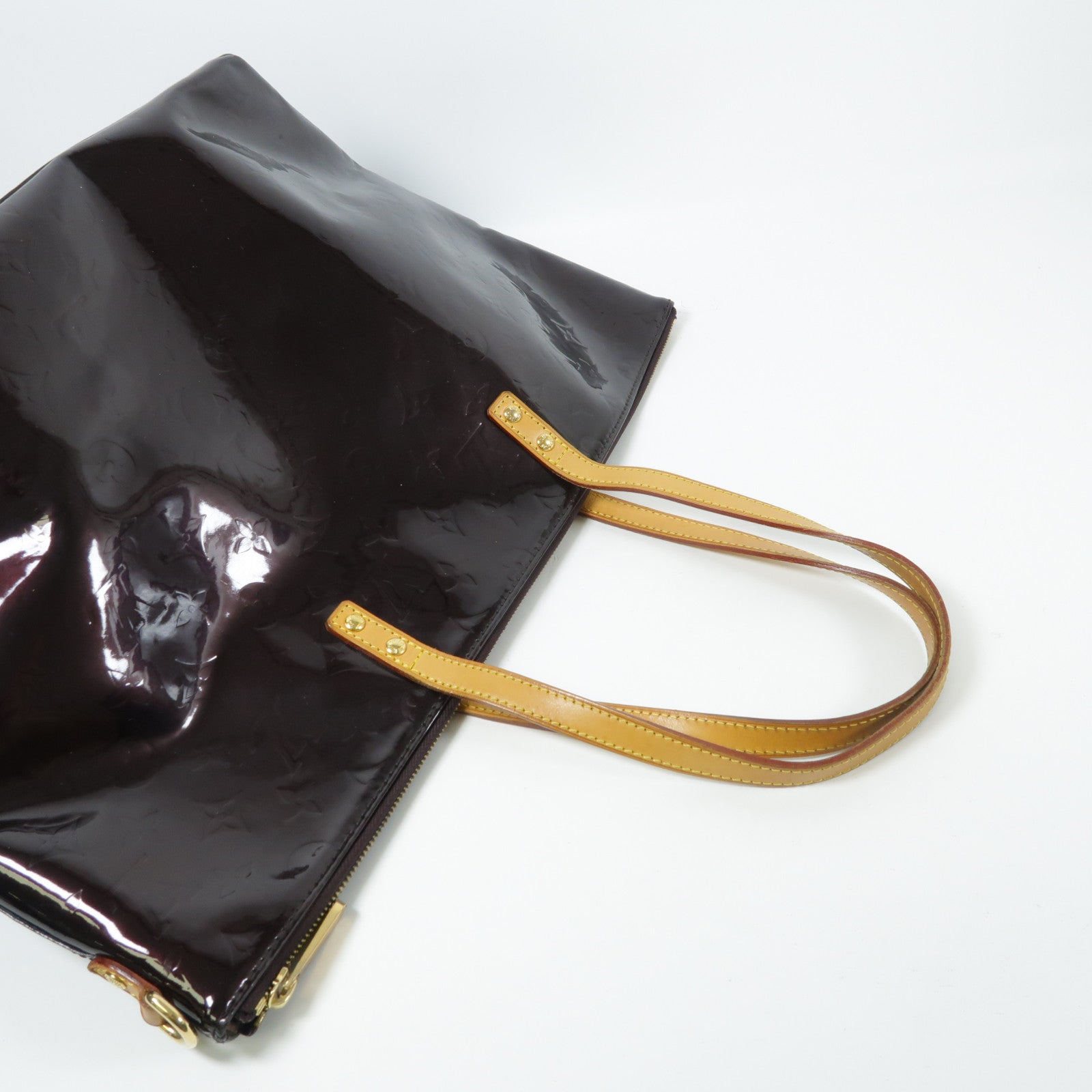 LOUIS VUITTON Vernis Bellevue GM金扣肩背袋