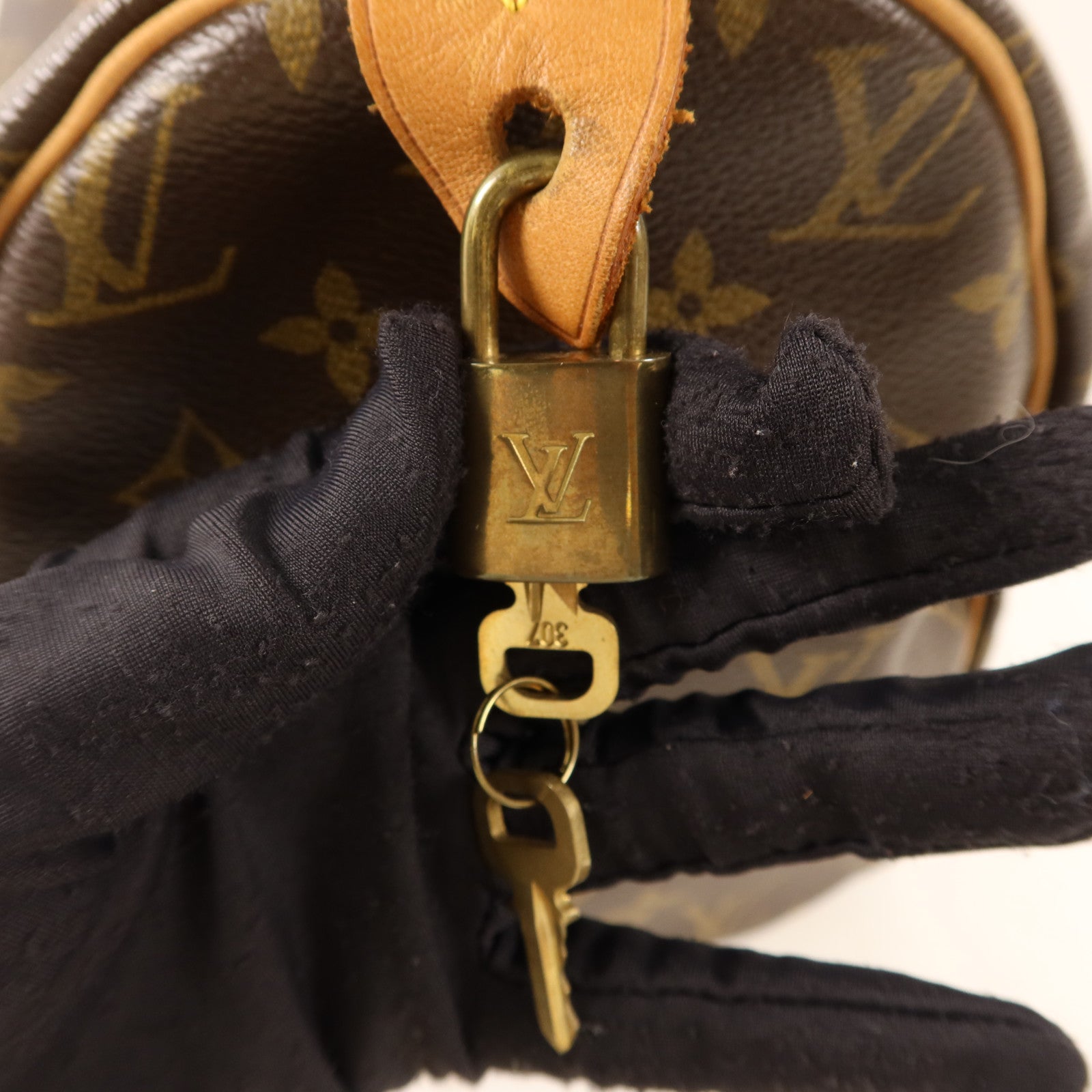 LOUIS VUITTON Monogram Speedy 30金扣手挽袋