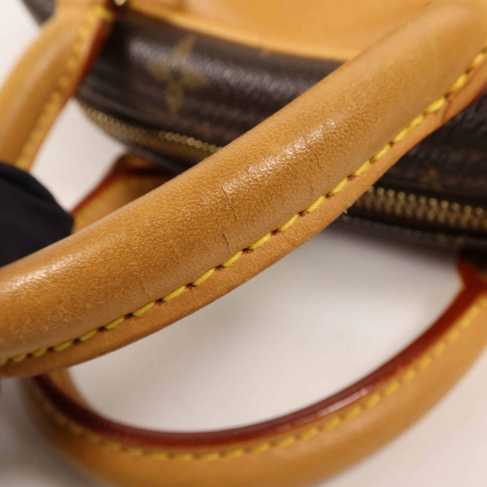 LOUIS VUITTON Monogram Trouville金扣手挽袋