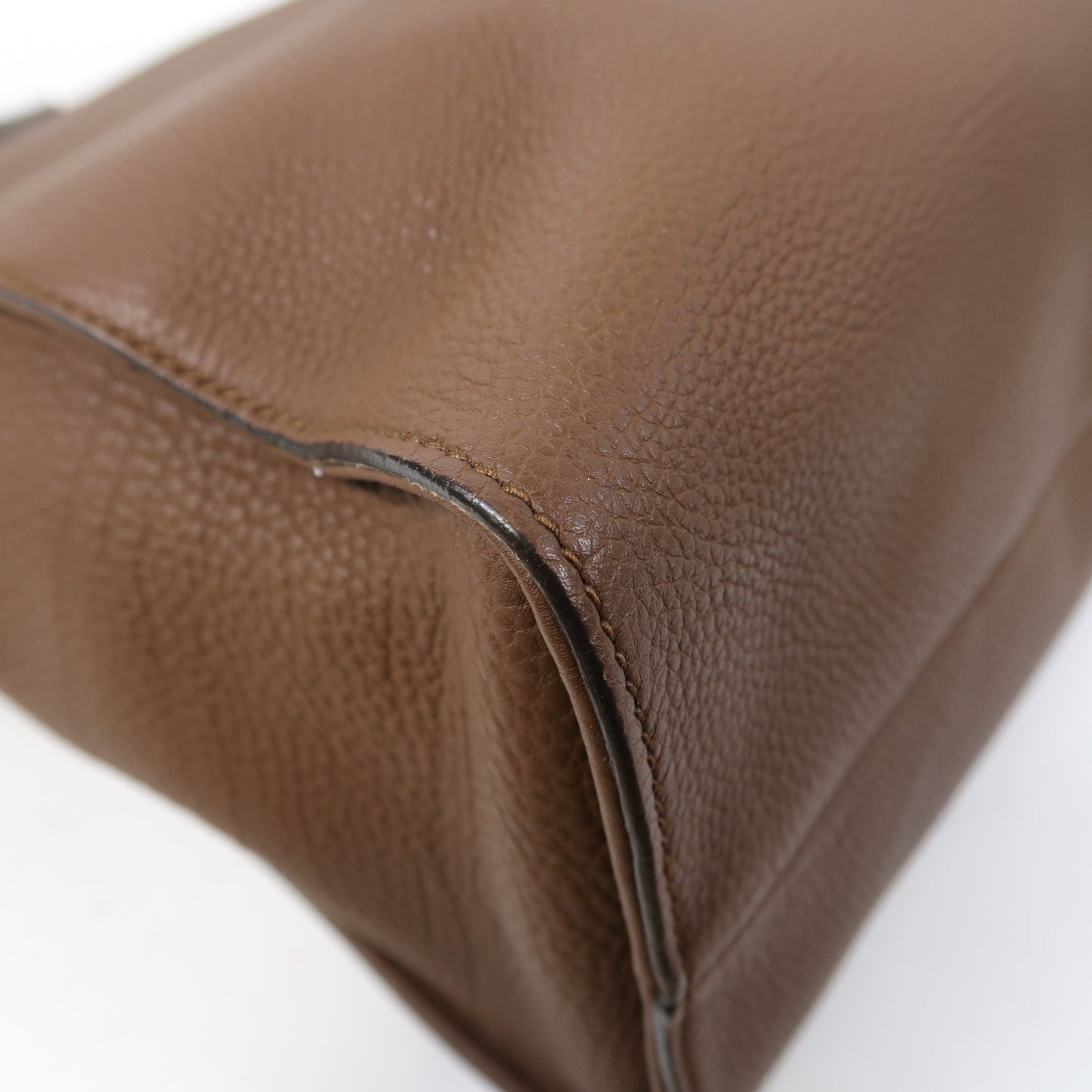 GUCCI 牛皮皮革Shoulder Bag金扣肩背袋啡色