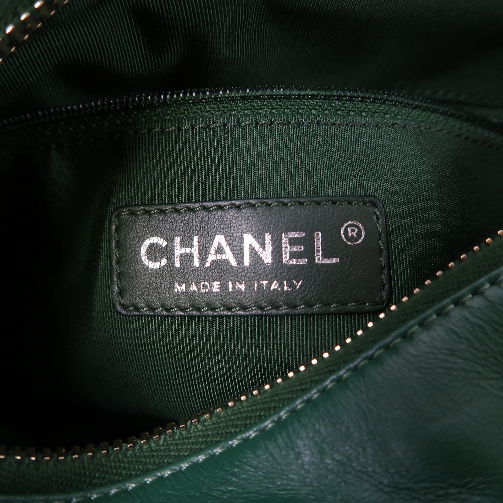 CHANEL 菱格牛皮皮革Gabrielle鏈帶肩背袋綠色