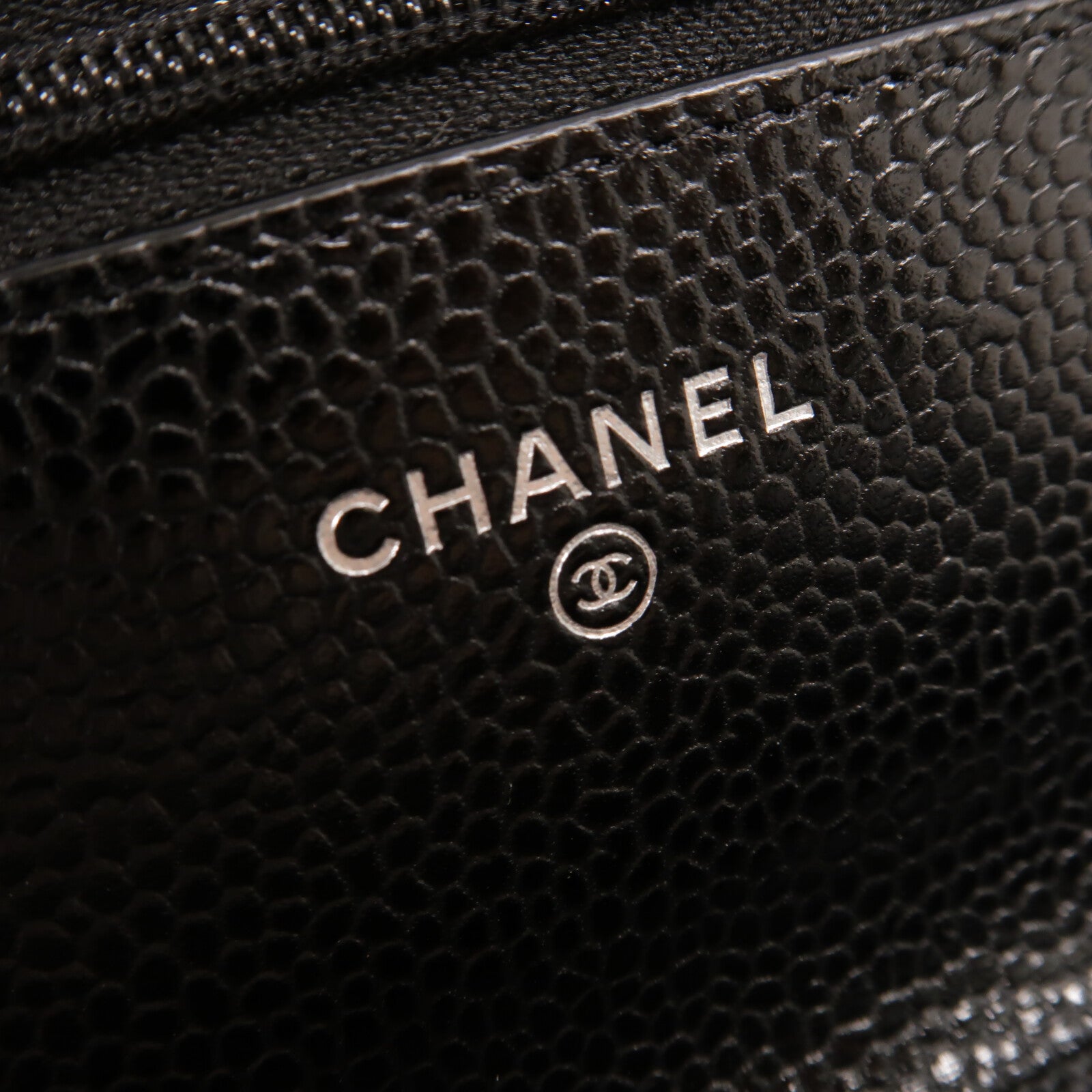CHANEL 牛皮皮革WOC Wallet On Chain鏈帶肩背袋