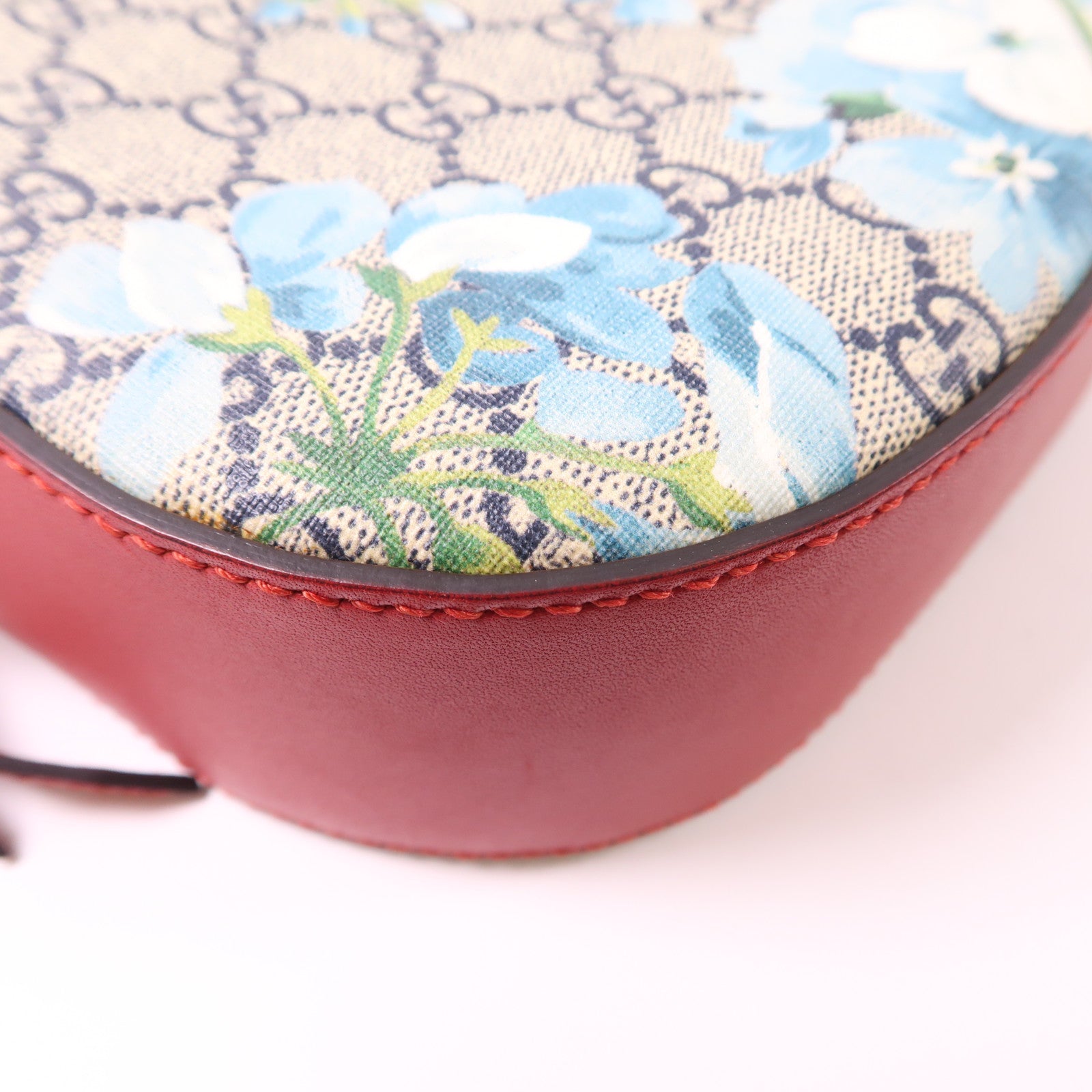 GUCCI 塗層帆布Shoulder Bag金扣肩背袋