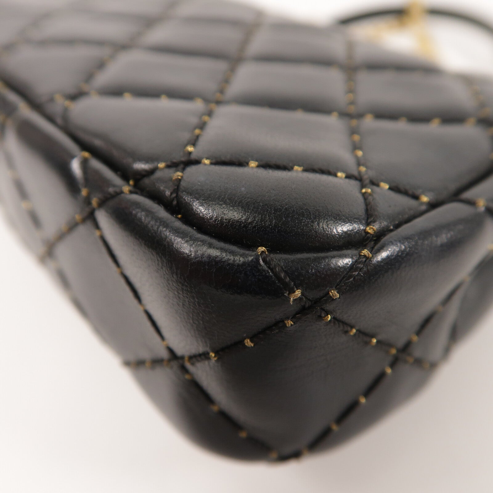 CHANEL 羊皮皮革Chain Shoulder金扣鏈帶肩背袋
