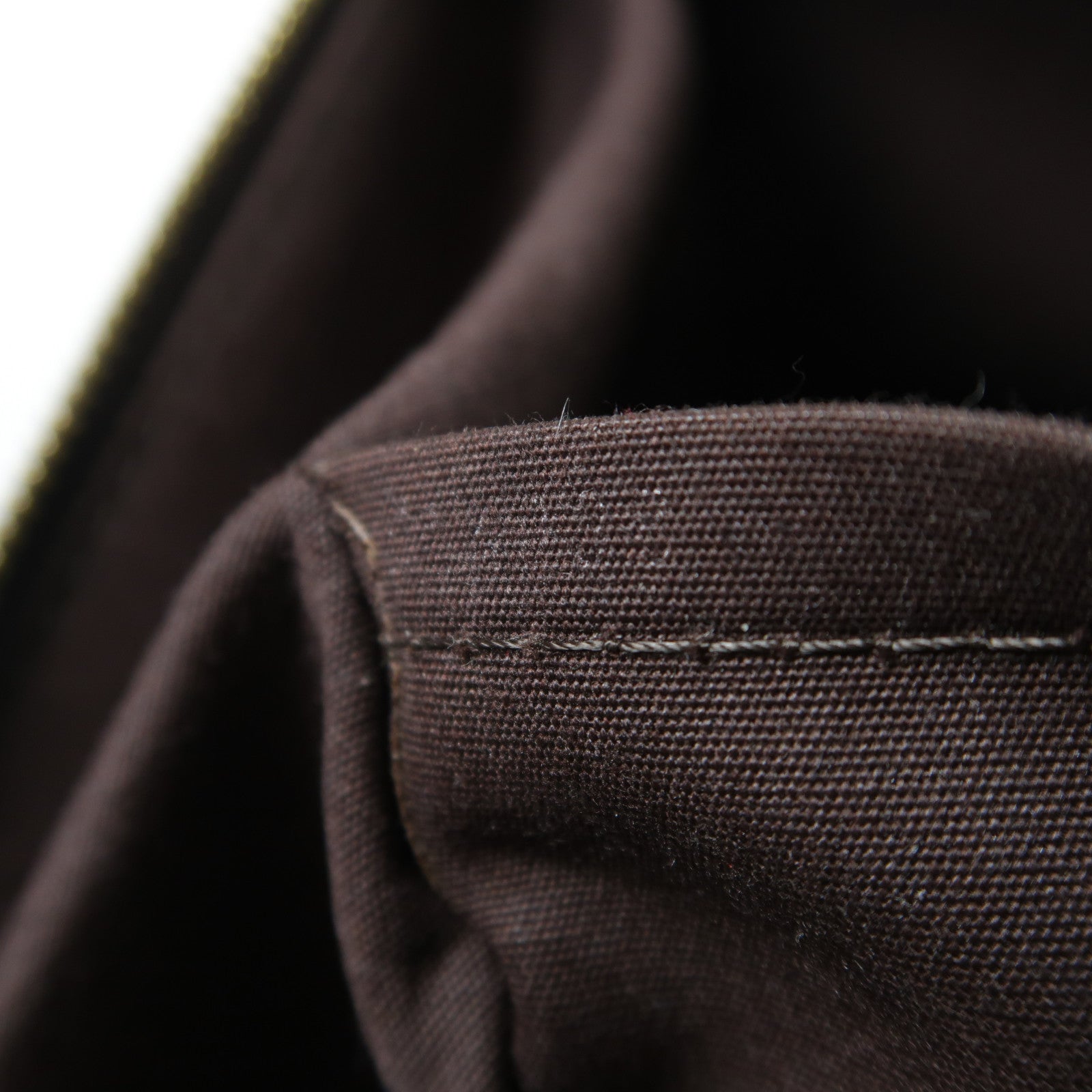 LOUIS VUITTON LV GHW Bellevue GM Shoulder Bag M93589 Monogram Vernis Red