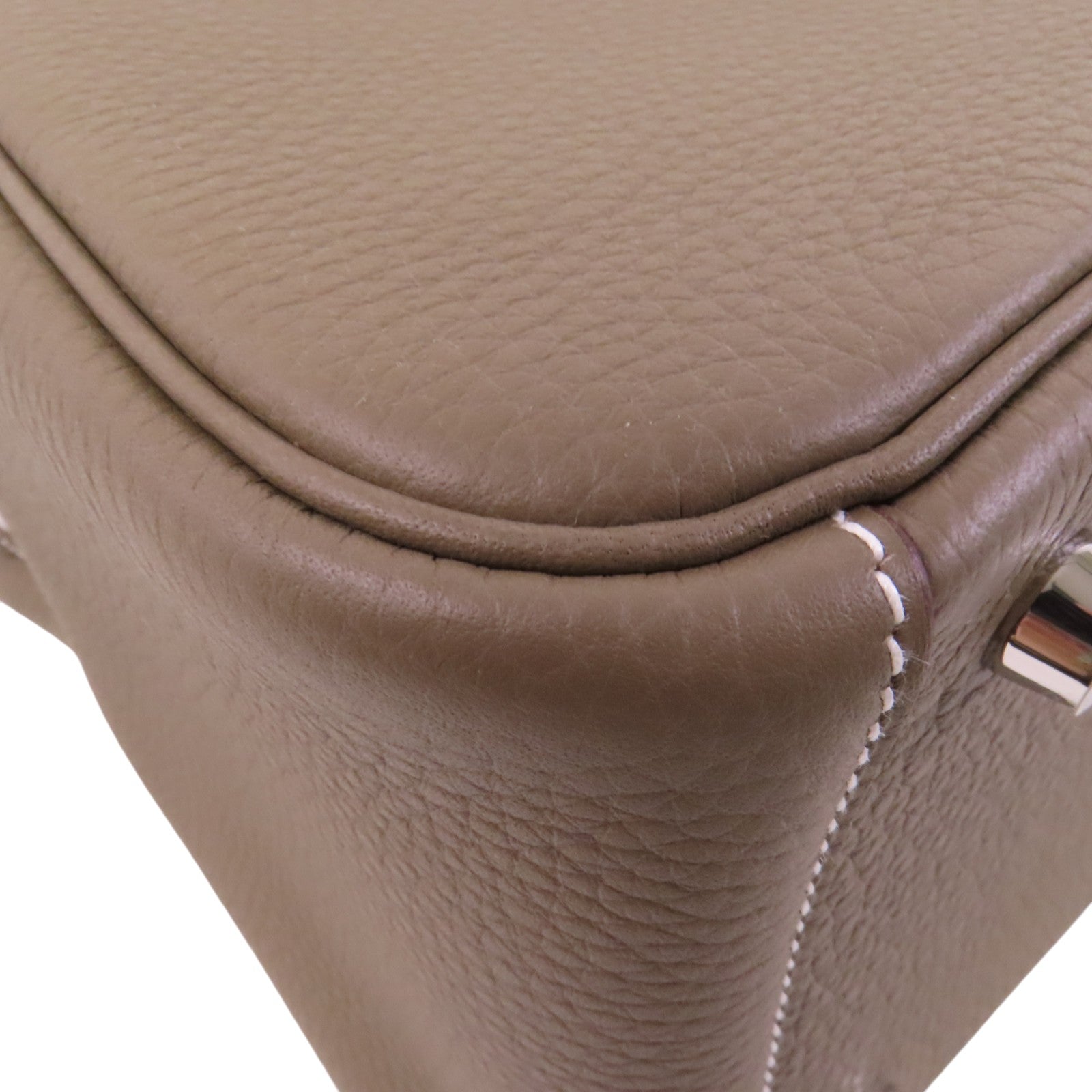 HERMES Clemence皮革Lindy 26銀扣肩背袋