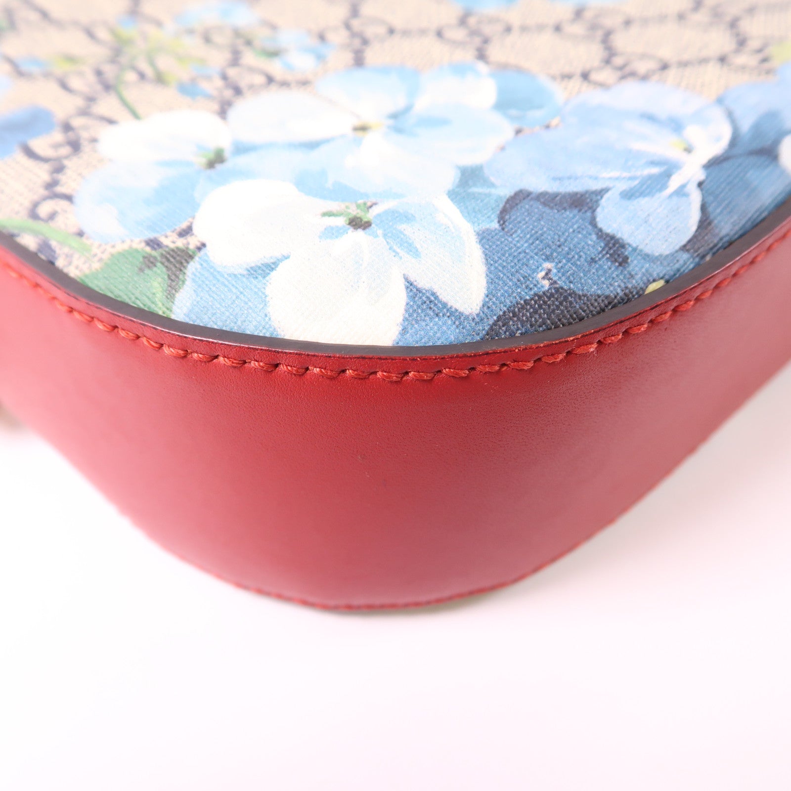 GUCCI 塗層帆布Shoulder Bag金扣肩背袋