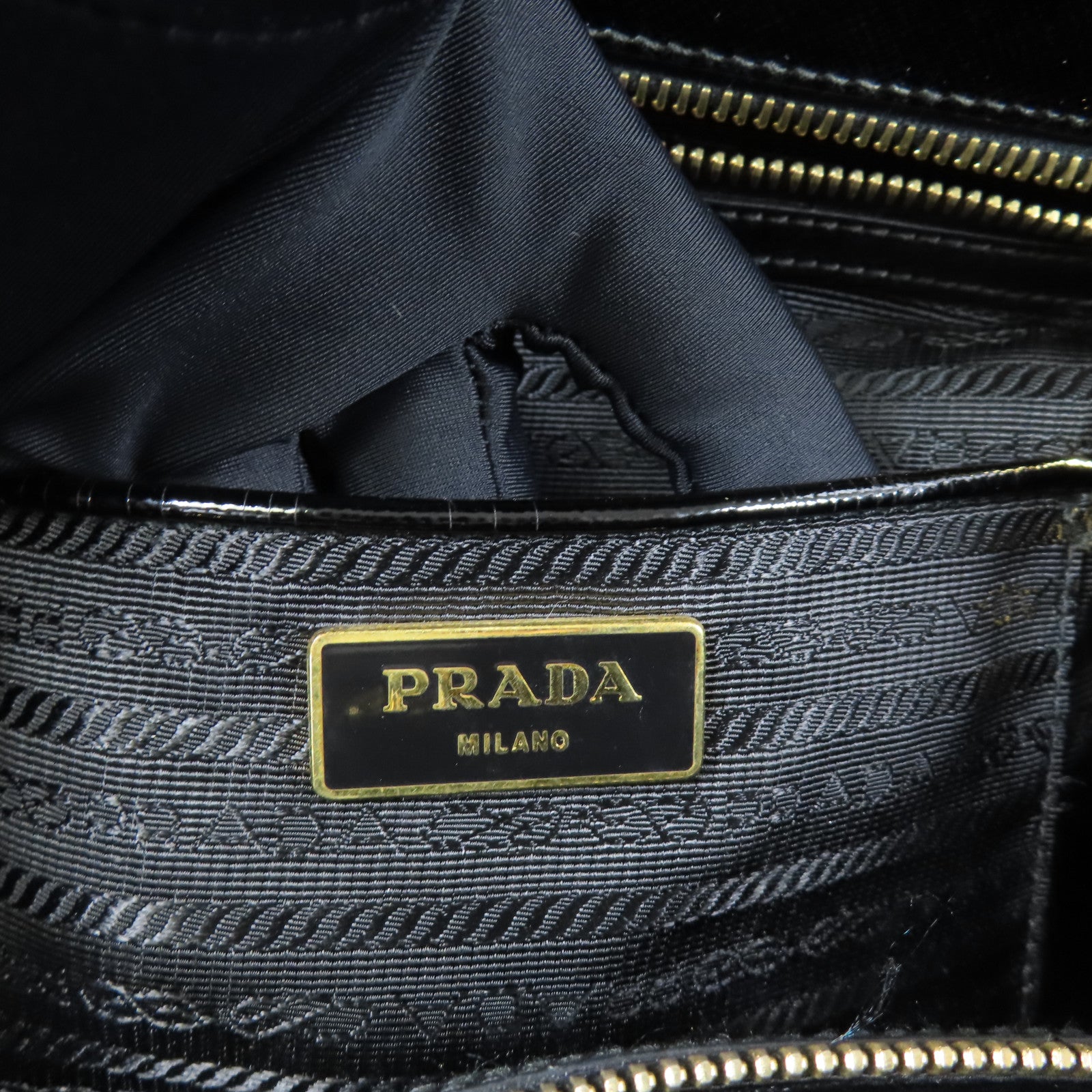 PRADA 漆皮皮革2Way Shoulder金扣手挽肩背兩用袋