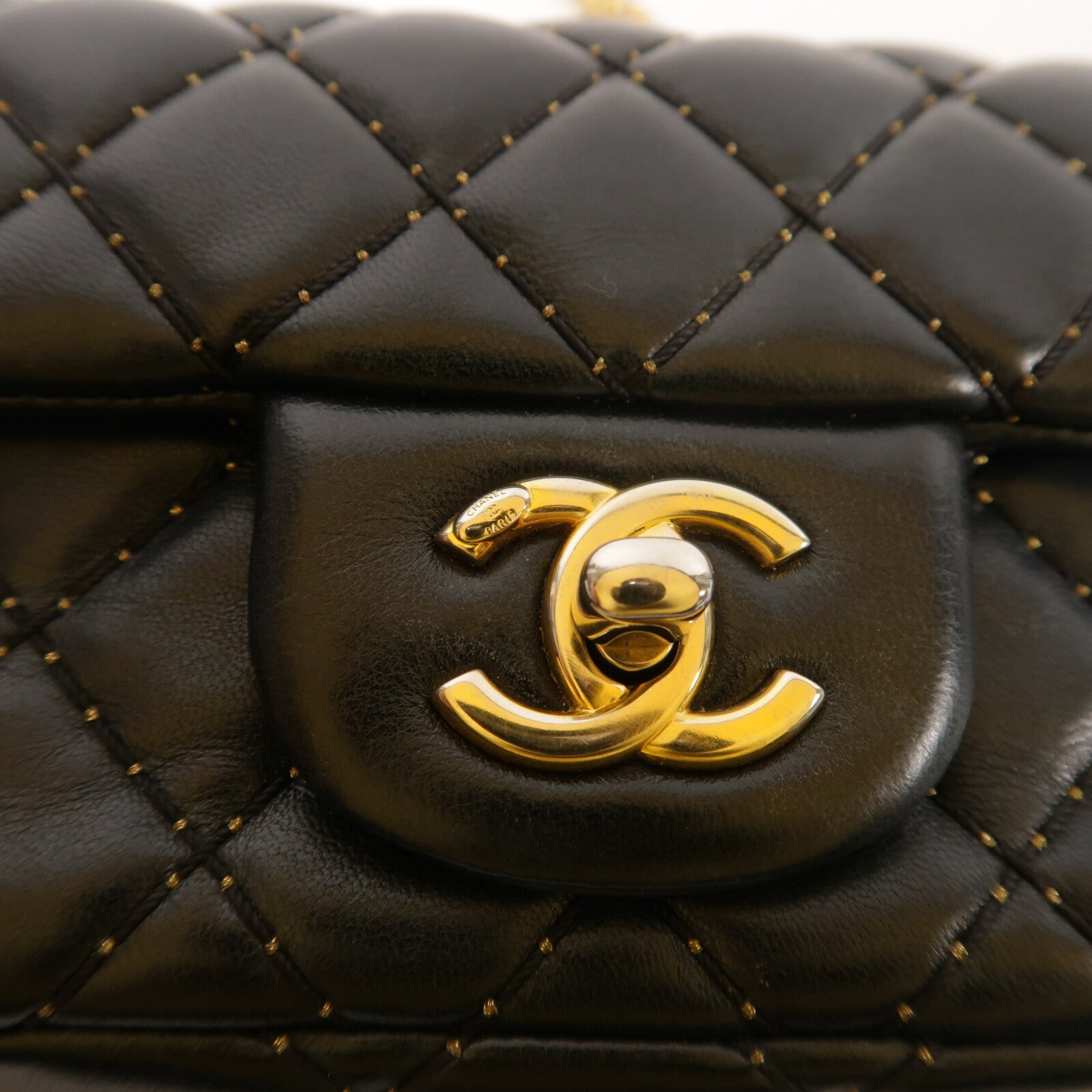 CHANEL 羊皮皮革Chain Shoulder金扣鏈帶肩背袋