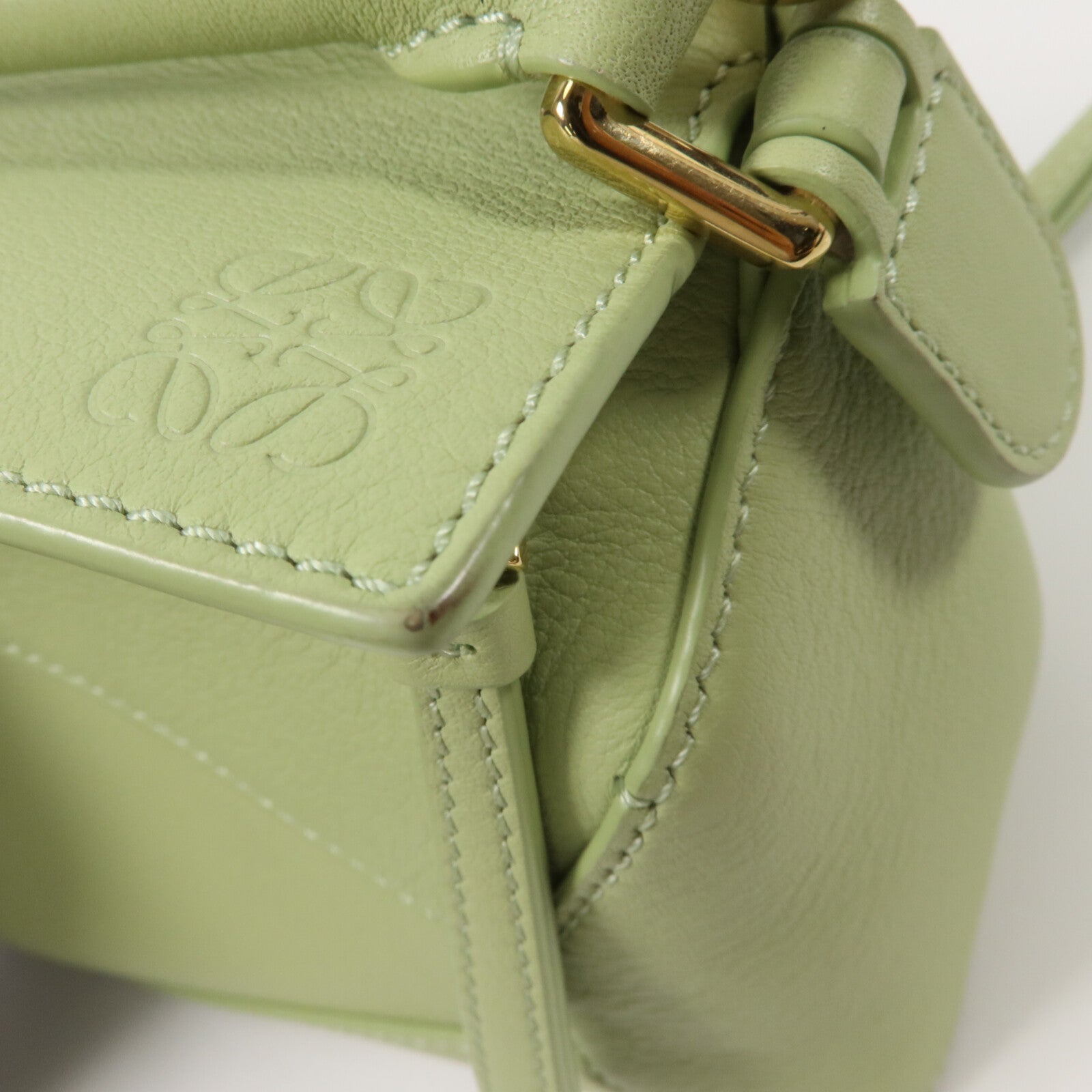 LOEWE 牛皮皮革Mini Puzzle Edge手挽肩背兩用袋