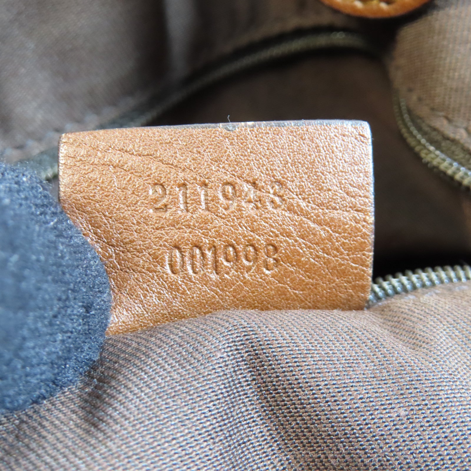 GUCCI 帆布Sukey Hobo金扣肩背袋棕色