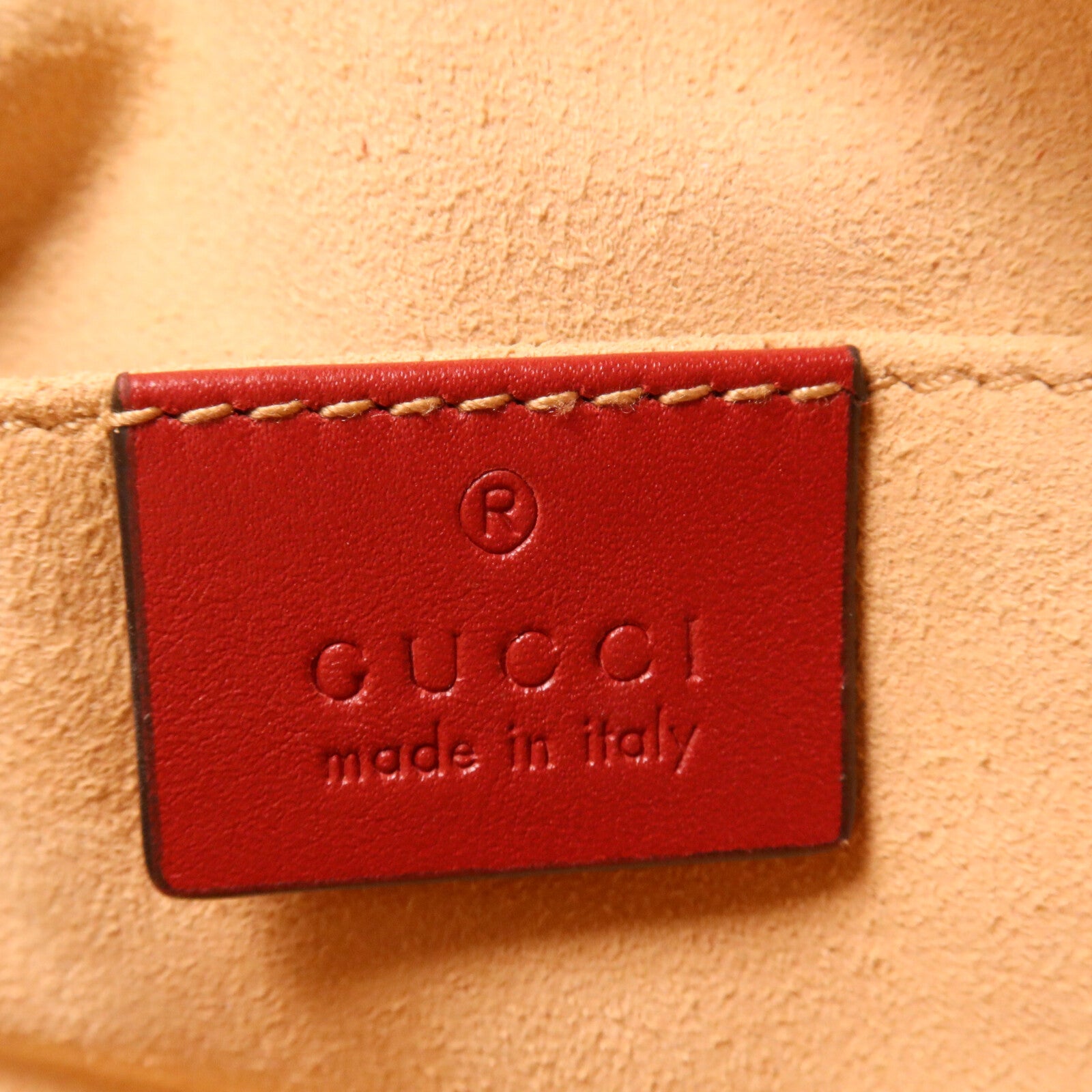 GUCCI 牛皮皮革GG Marmont Belt Bag腰包
