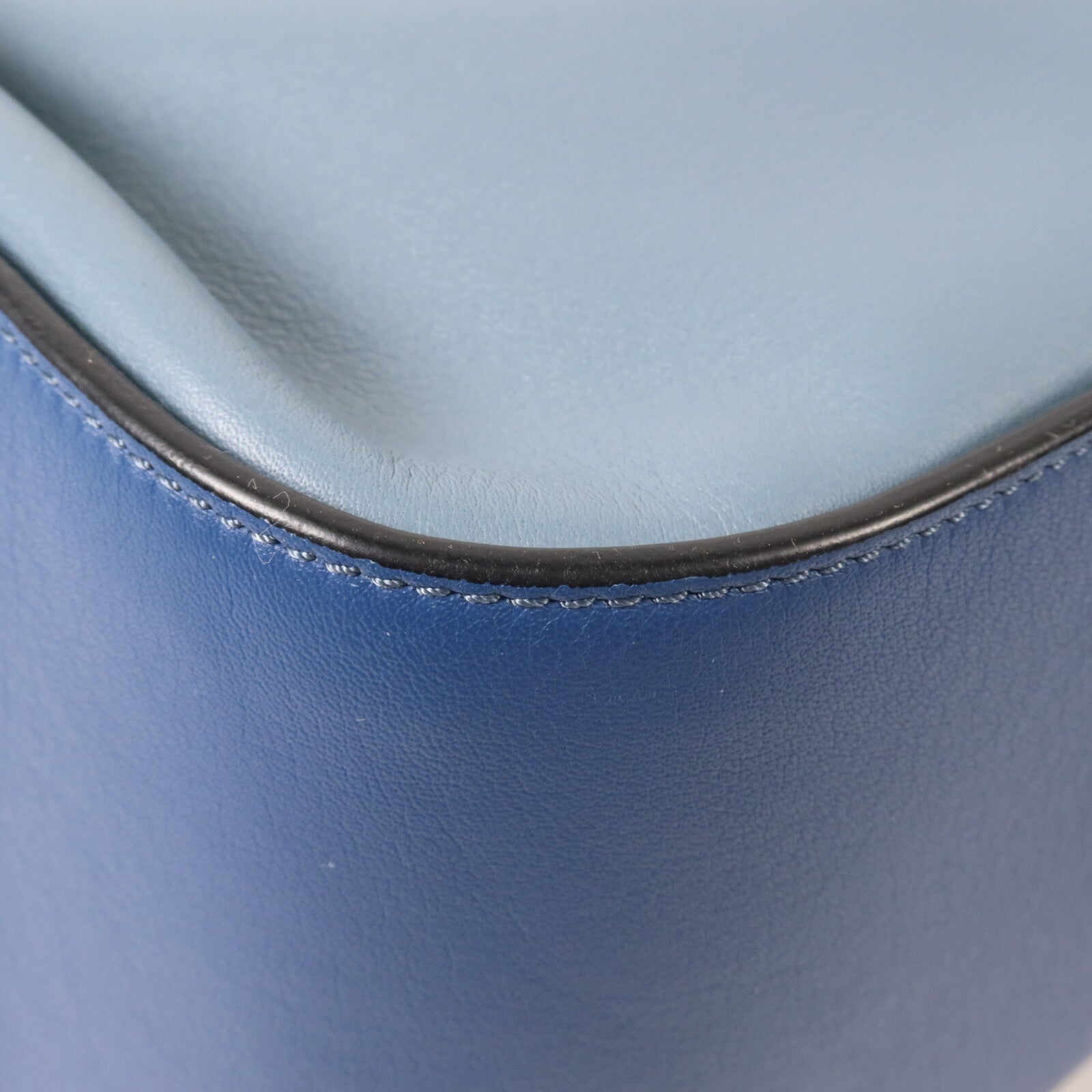 LOEWE 牛皮皮革Hammock Small手挽肩背兩用袋