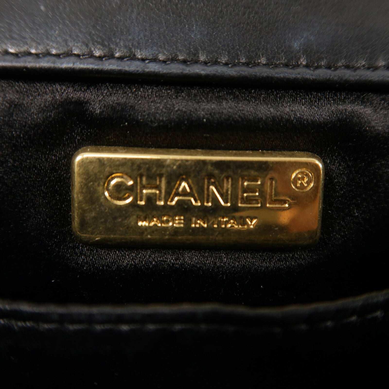 CHANEL 羊皮皮革Chain Shoulder金扣鏈帶肩背袋