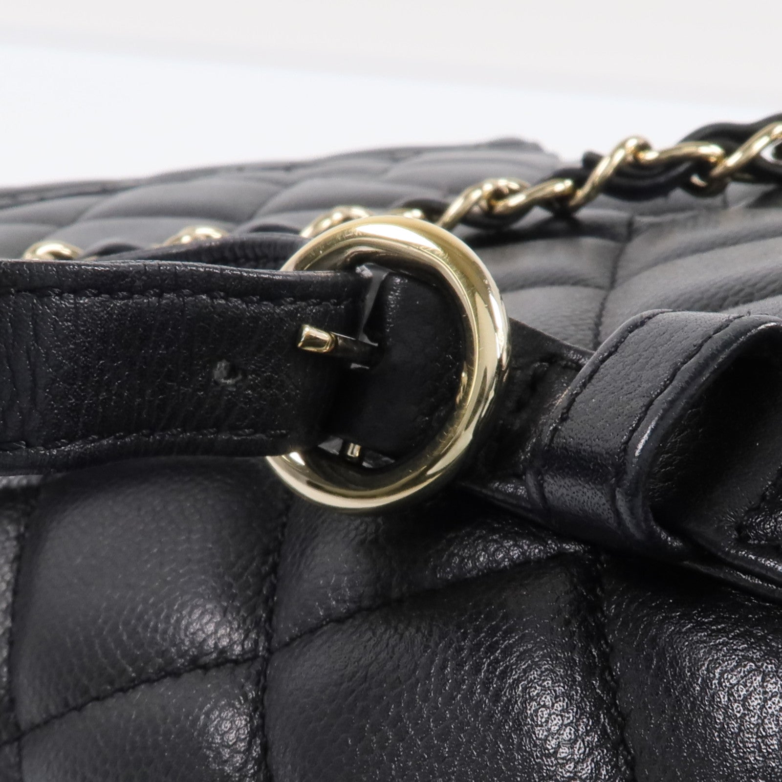 CHANEL 牛皮皮革Backpack金扣背包
