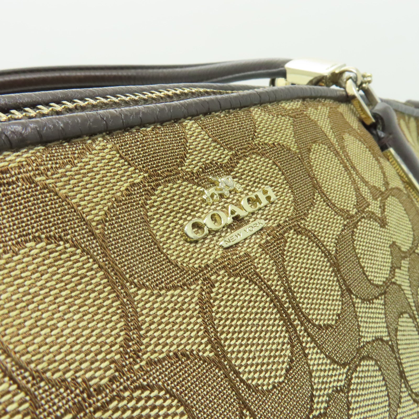 COACH 帆布Shoulder Bag金扣肩背袋棕色