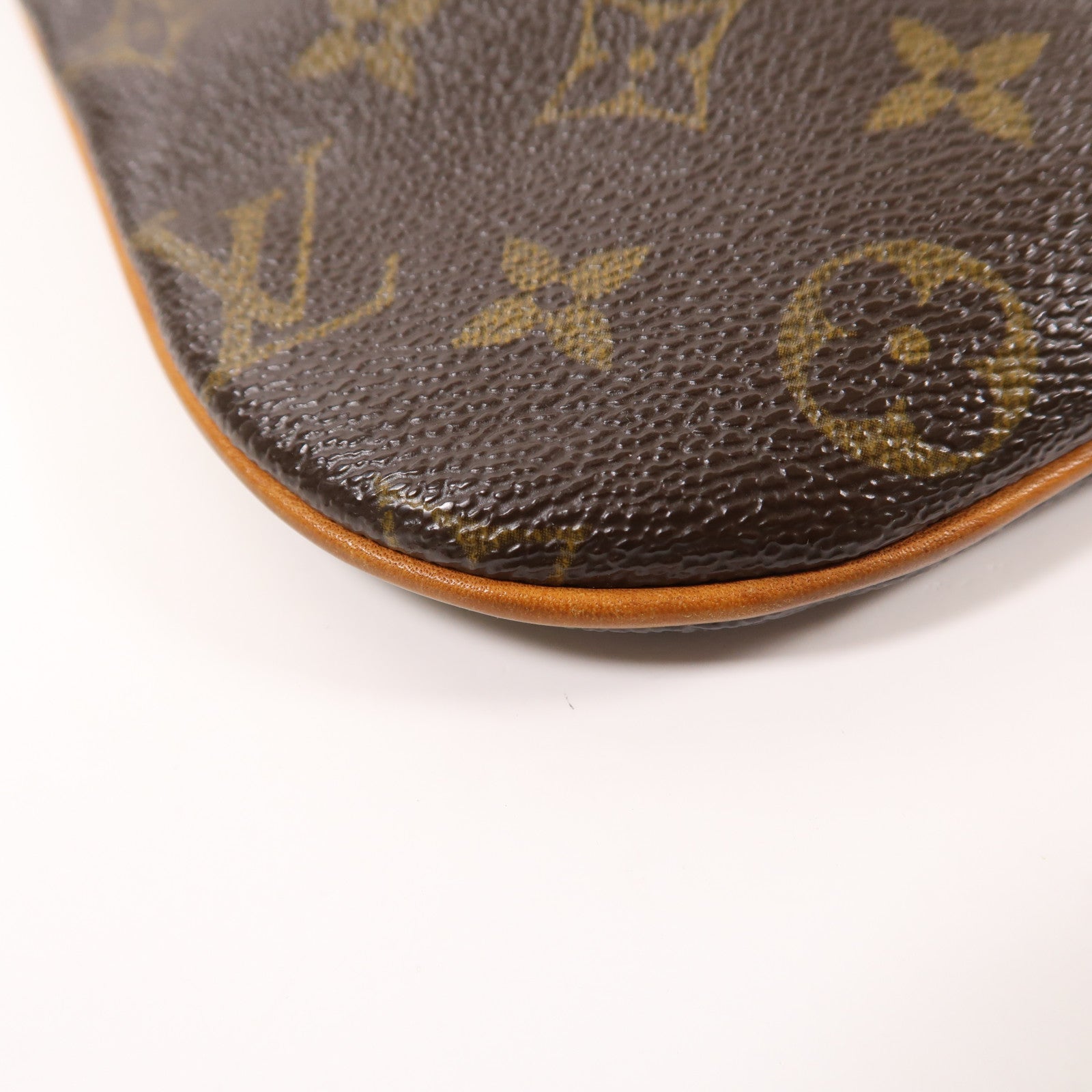 LOUIS VUITTON Monogram Pochette Bosphore金扣肩背袋棕色