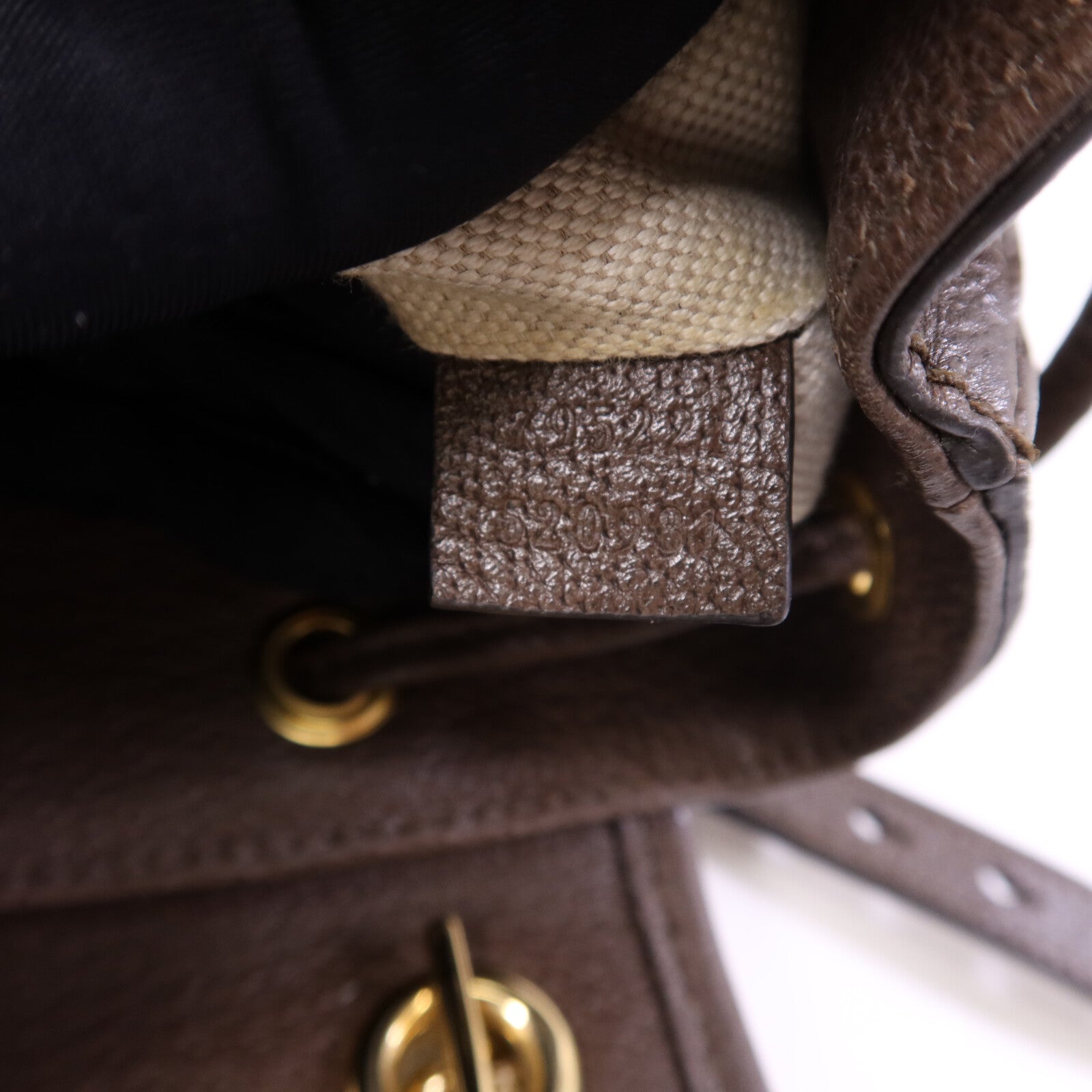 GUCCI 塗層帆布Backpack金扣背包