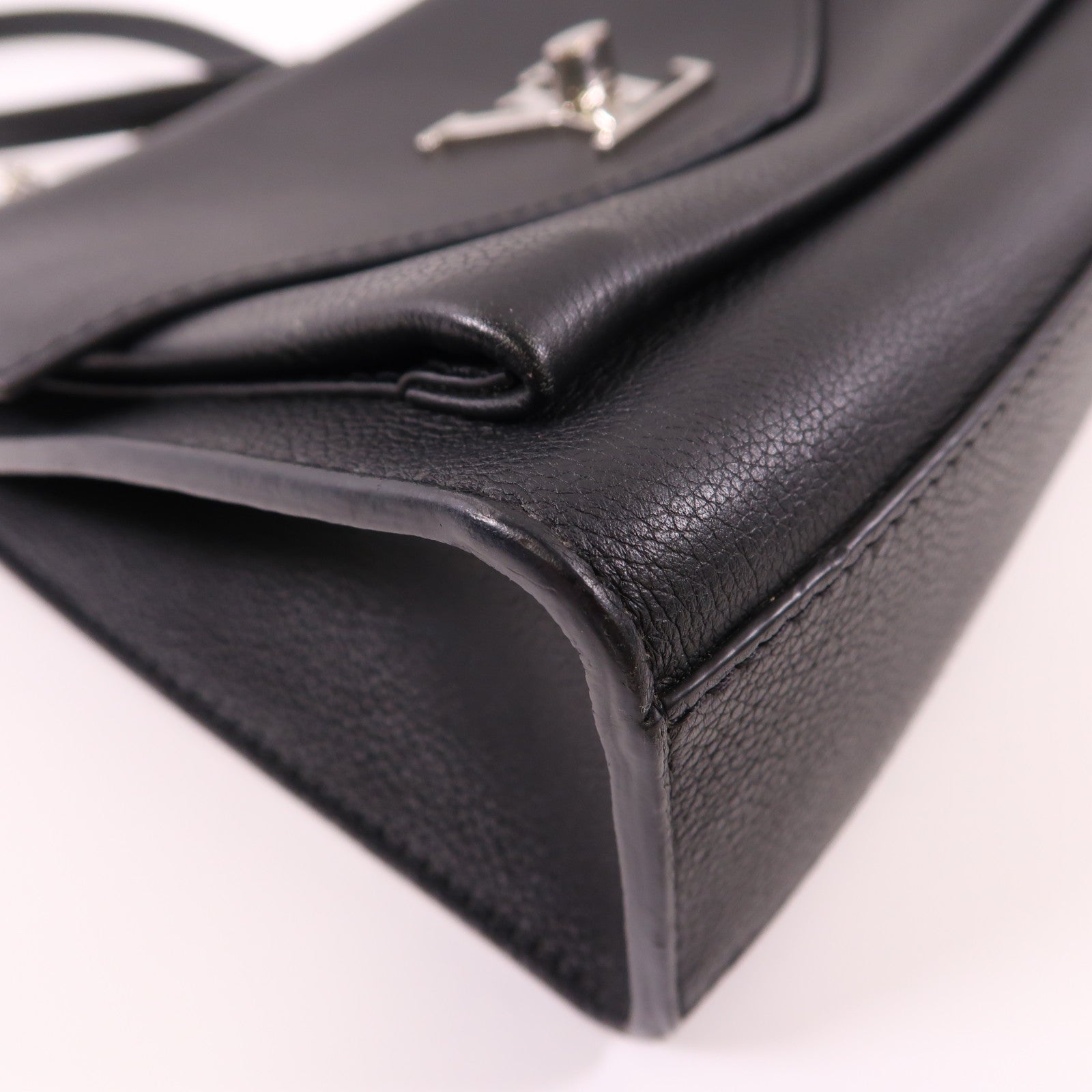 LOUIS VUITTON 牛皮皮革Mylockme銀扣鏈帶肩背袋黑色