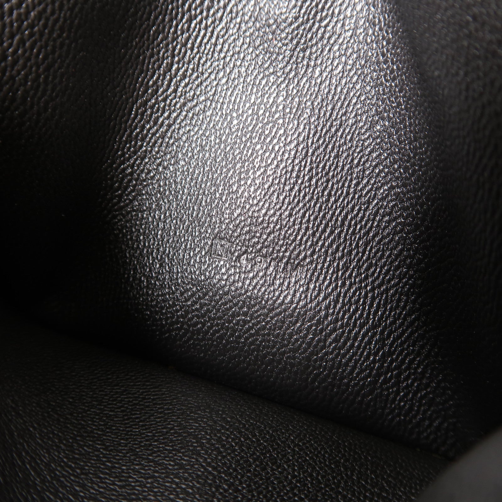 HERMES 鱷魚皮革Bearn Long Wallet金扣長錢包黑色