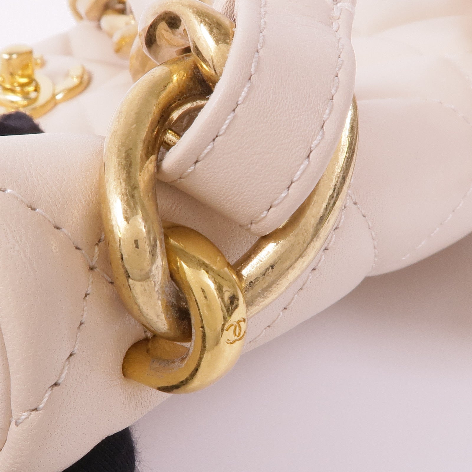 CHANEL 羊皮皮革Chain Shoulder Bag金扣鏈帶肩背袋