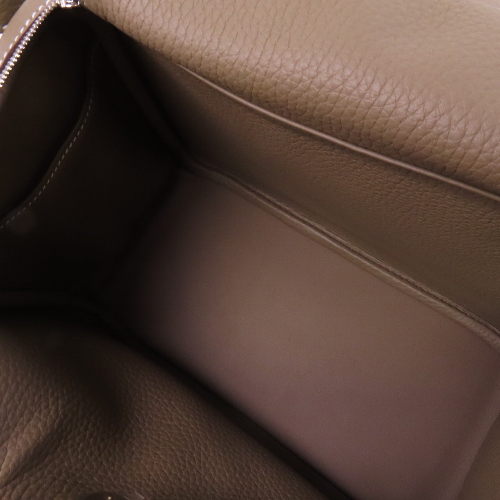 HERMES Clemence皮革Lindy 26銀扣肩背袋