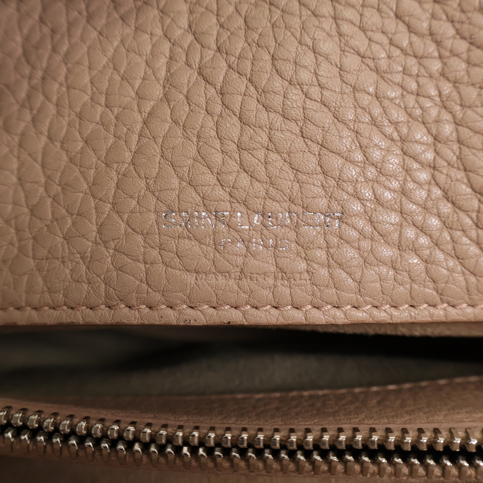 YVES SAINT LAURENT 牛皮皮革2 way Shoulder Bag銀扣手挽肩背兩用袋