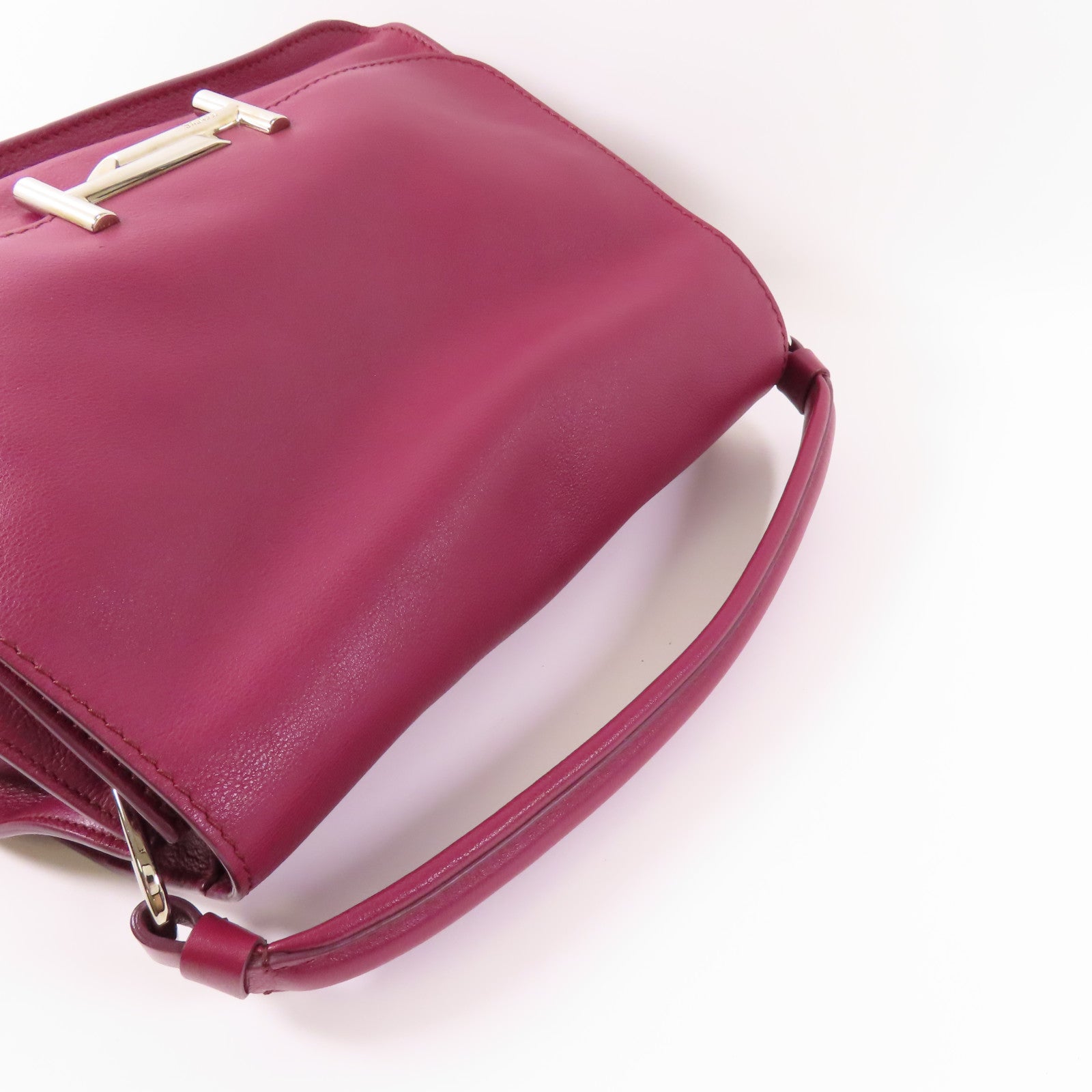 TOD'S 牛皮皮革Handbag銀扣手挽袋