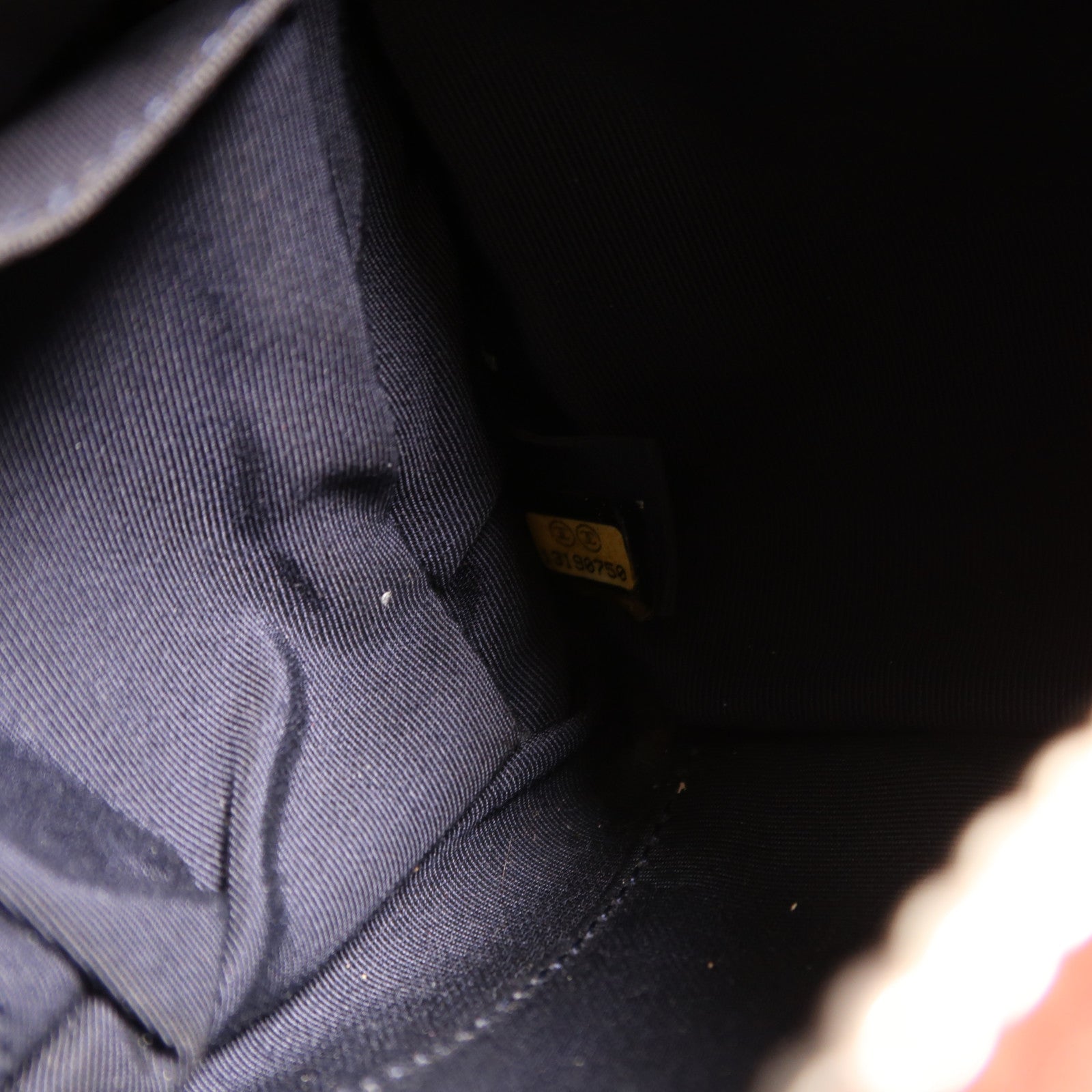 CHANEL 牛仔布Chain Shoulder銀扣鏈帶肩背袋