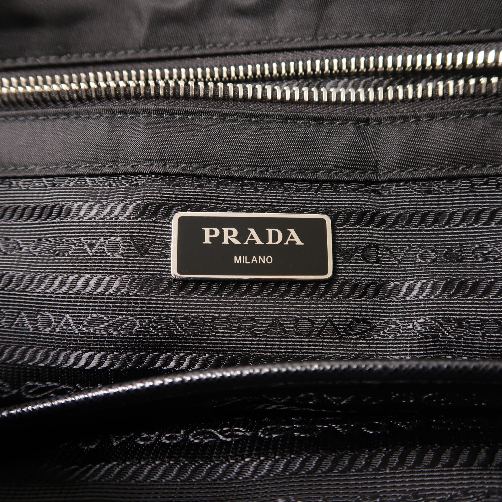 PRADA 尼龍2 Way Shoulder銀扣手挽肩背兩用袋