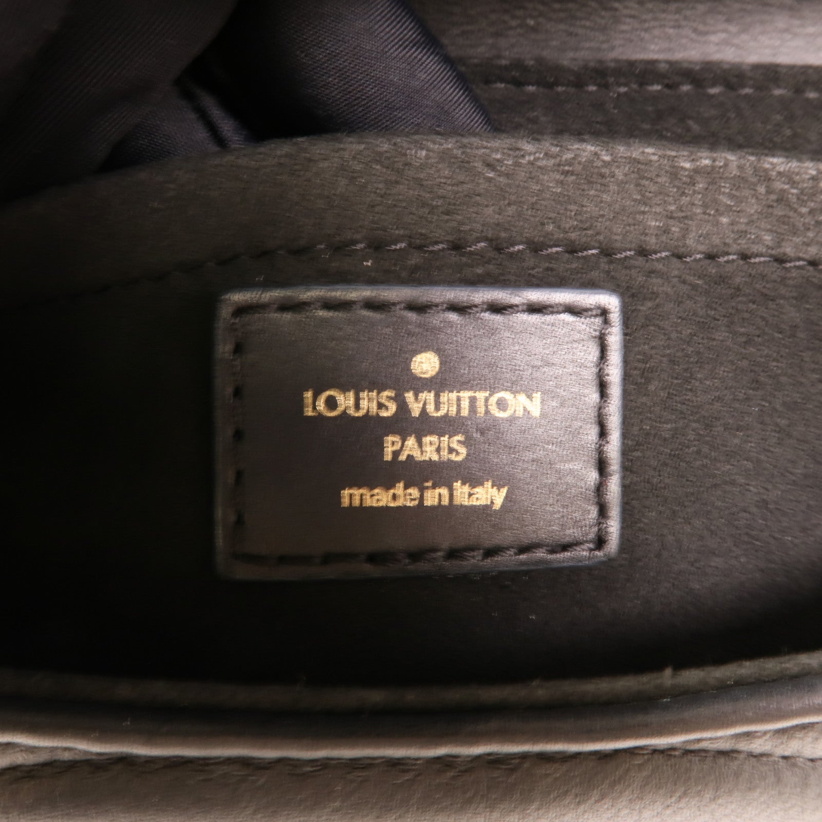 LOUIS VUITTON 牛皮皮革New Wave MM肩背袋