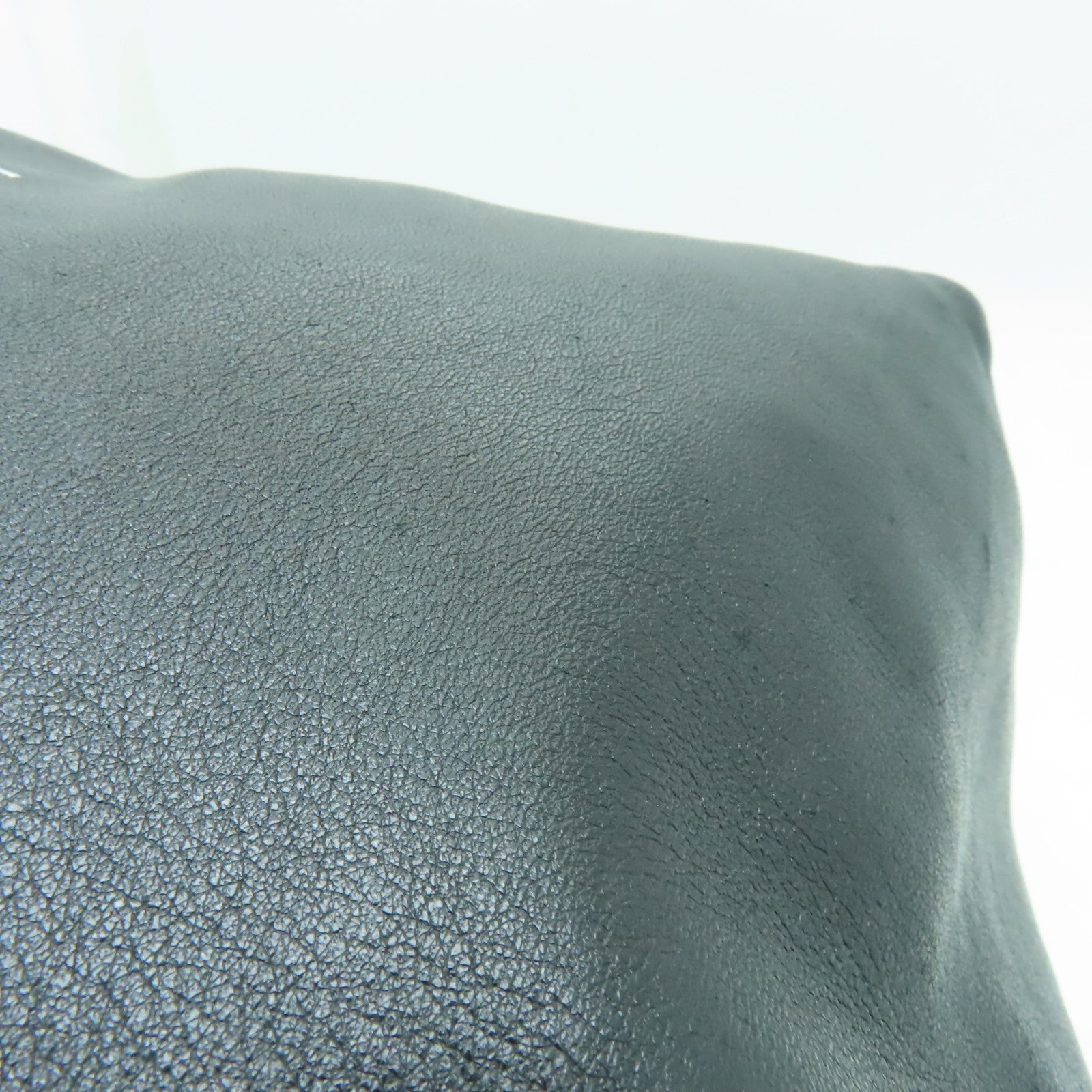 SAINT LAURENT 牛皮皮革Shoulder Bag銀扣鏈帶肩背袋黑色