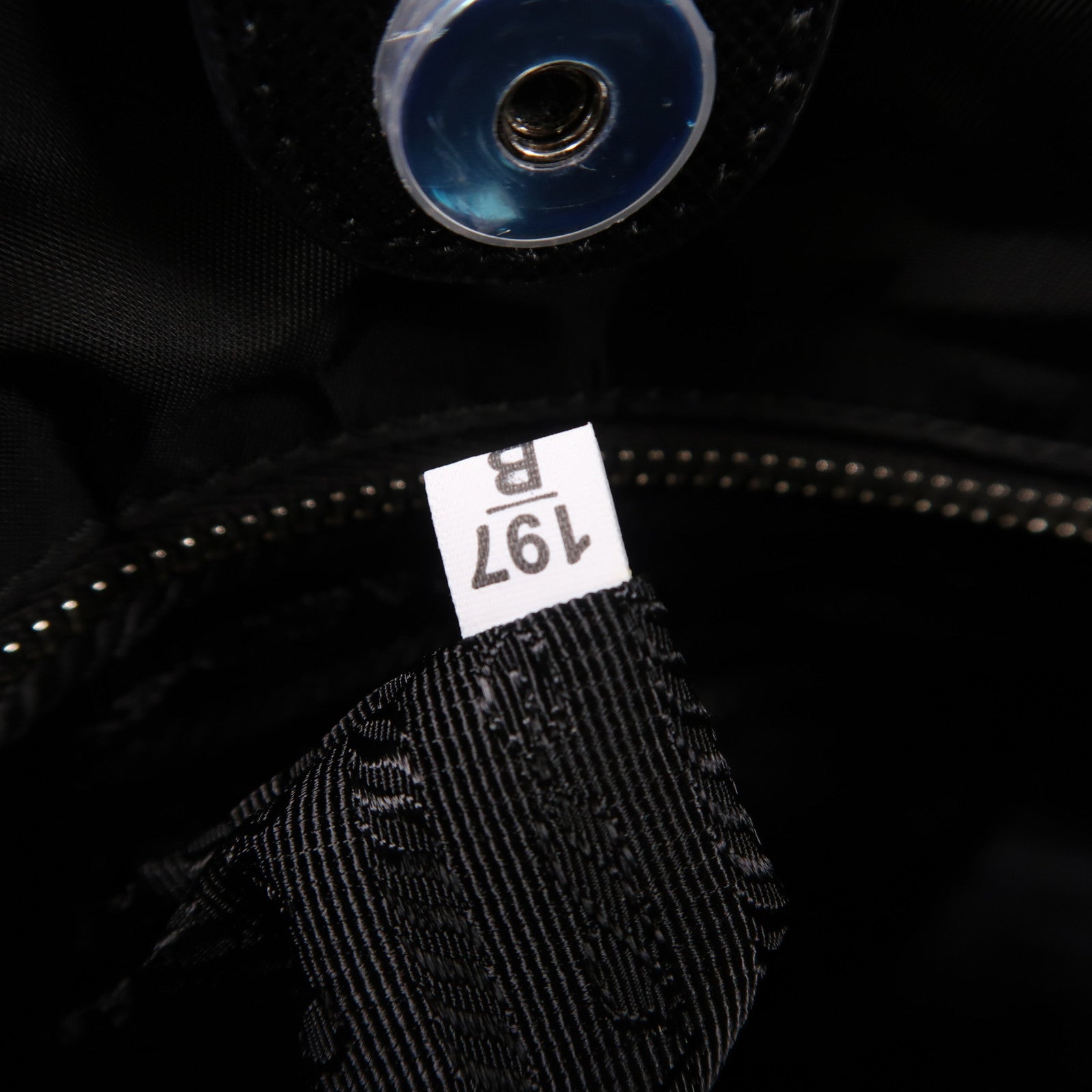 PRADA 尼龍2 Way Shoulder銀扣手挽肩背兩用袋