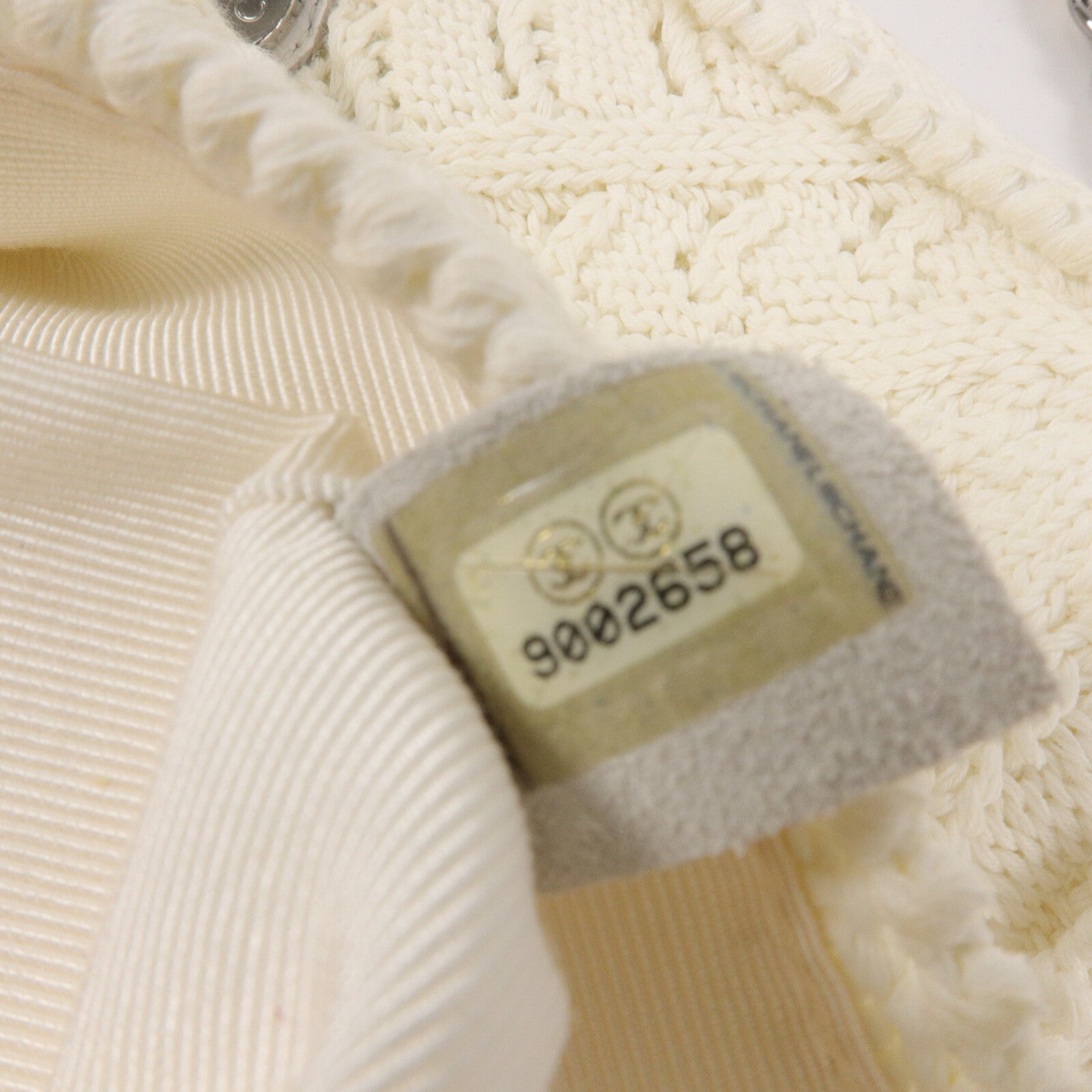 CHANEL Knit Ivory Crochet Kint Chain Shoulder鏈帶肩背袋