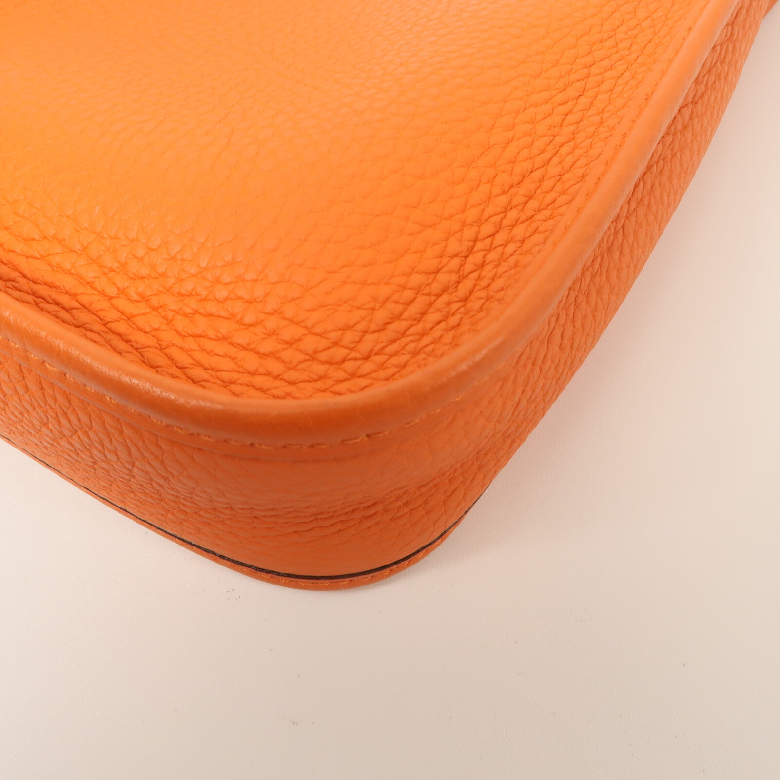 HERMES Clemence皮革Evelyne TPM肩背袋Feu