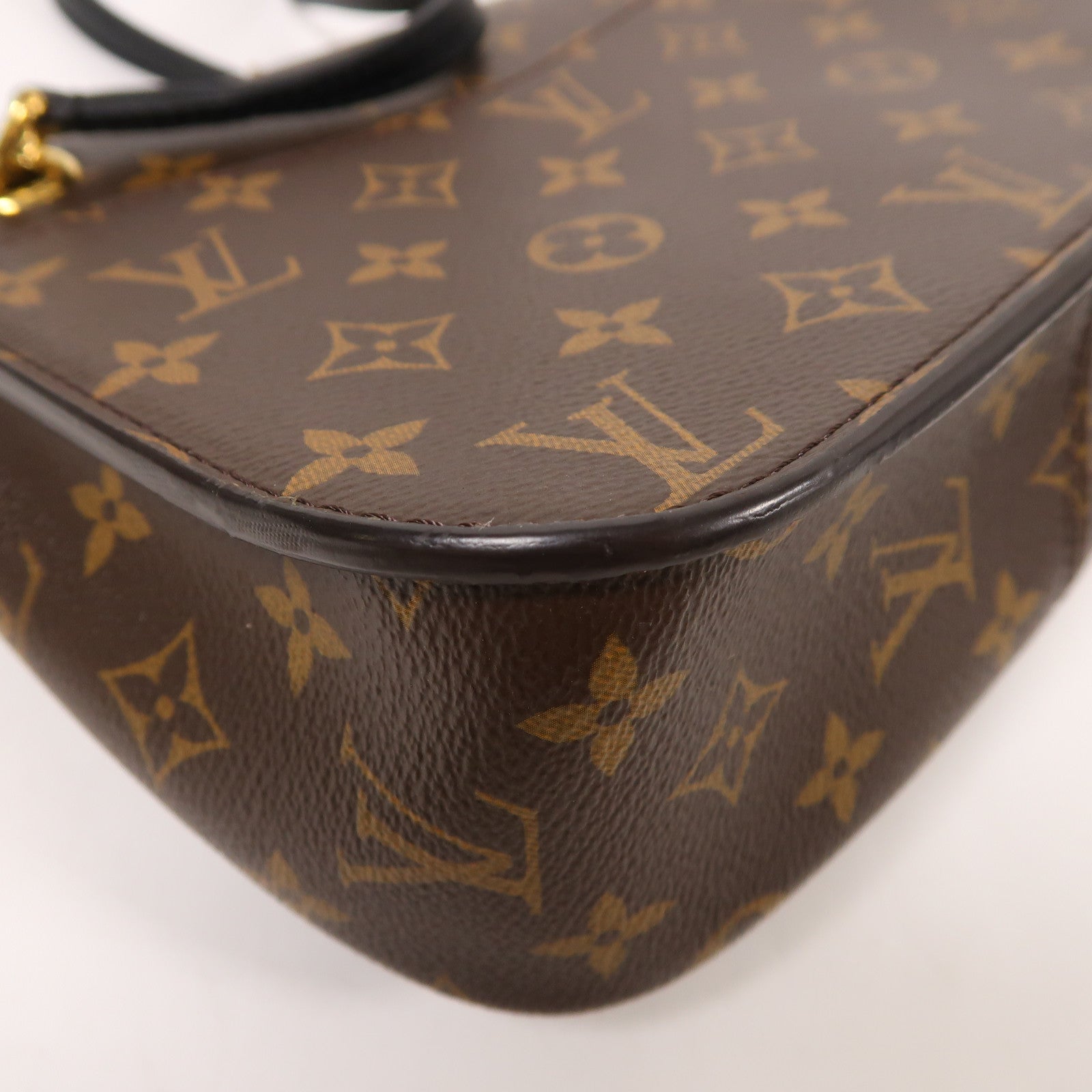 LOUIS VUITTON Monogram Passy金扣肩背袋