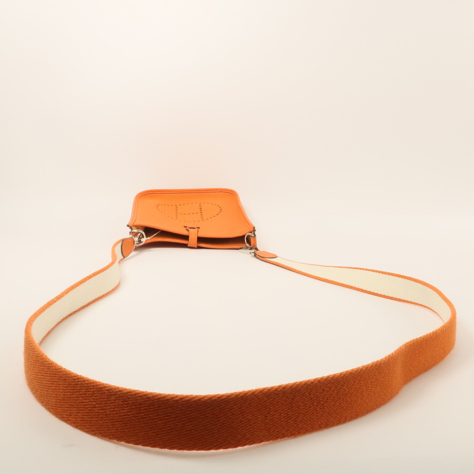 HERMES Clemence皮革Evelyne TPM肩背袋Feu